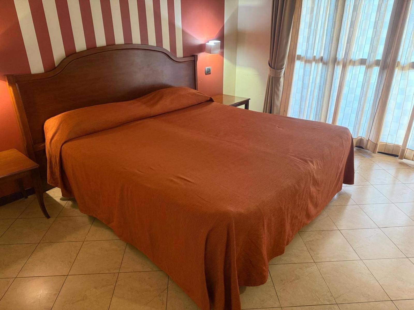 Double Room Lake View
