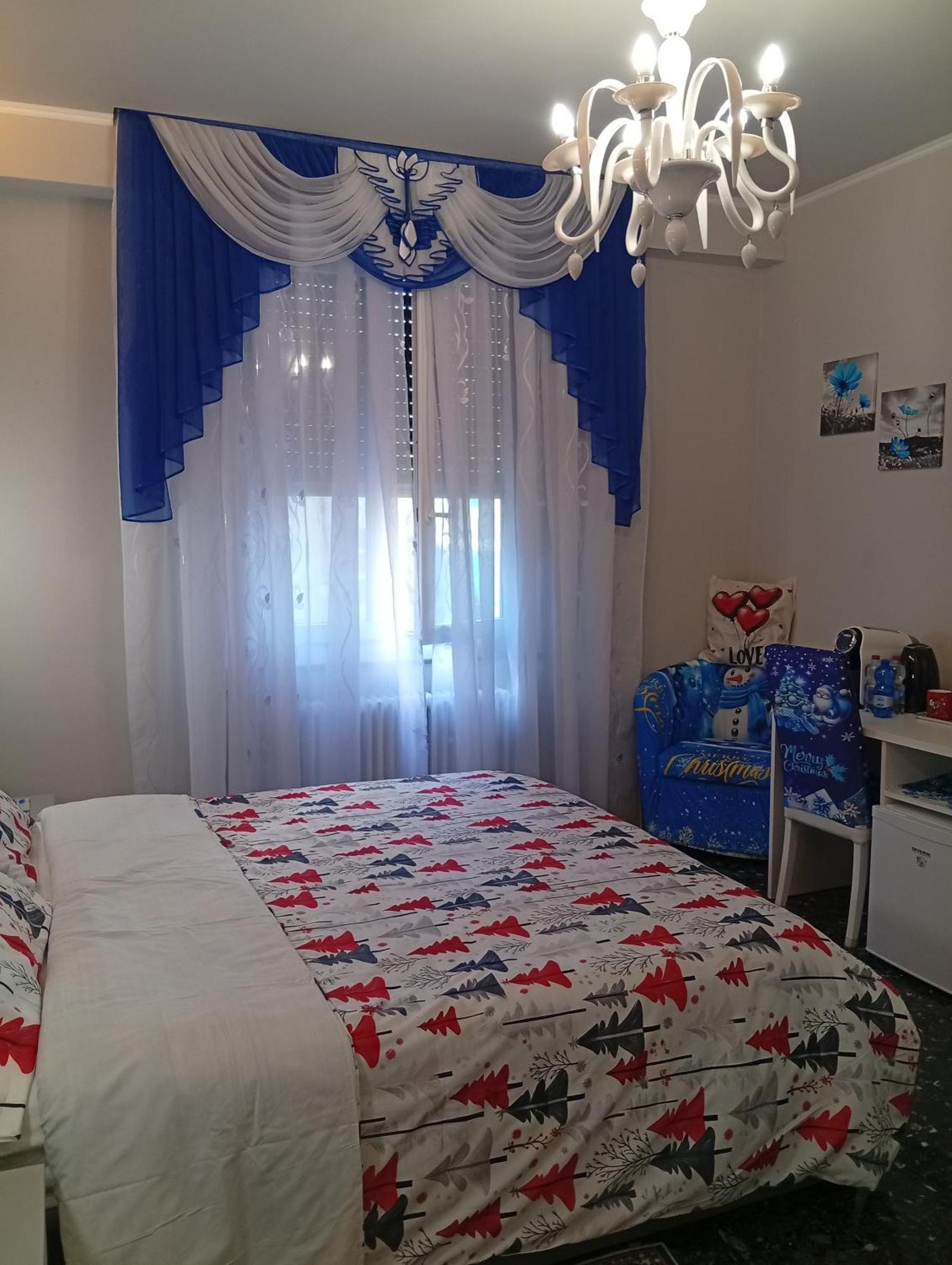 Double Room Private External Bathroom