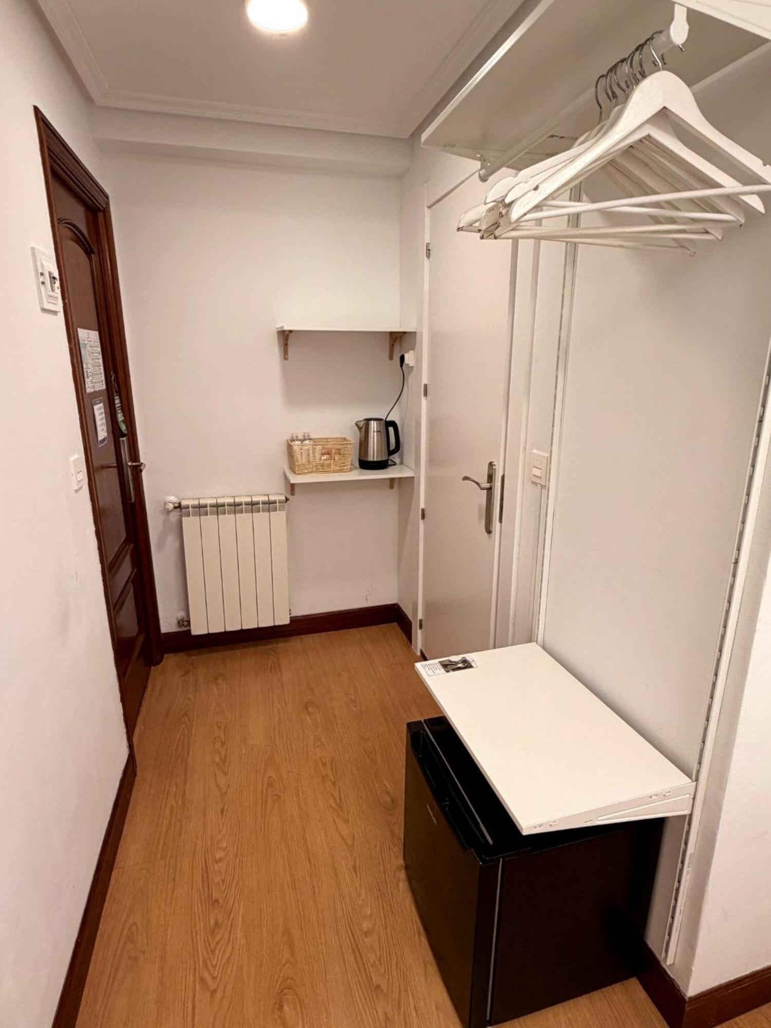 Double Room Private Bathroom