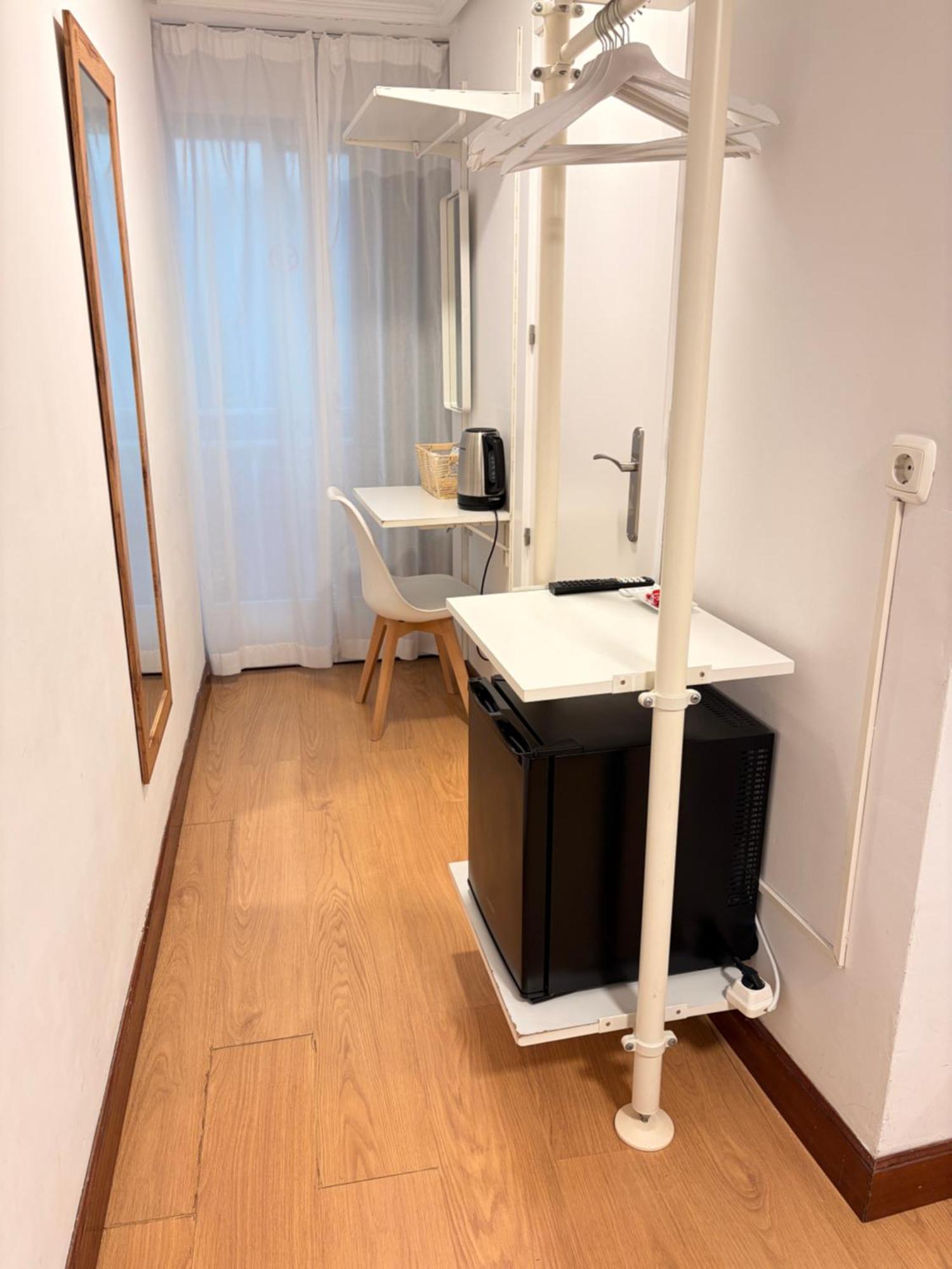 Double Room Private Bathroom
