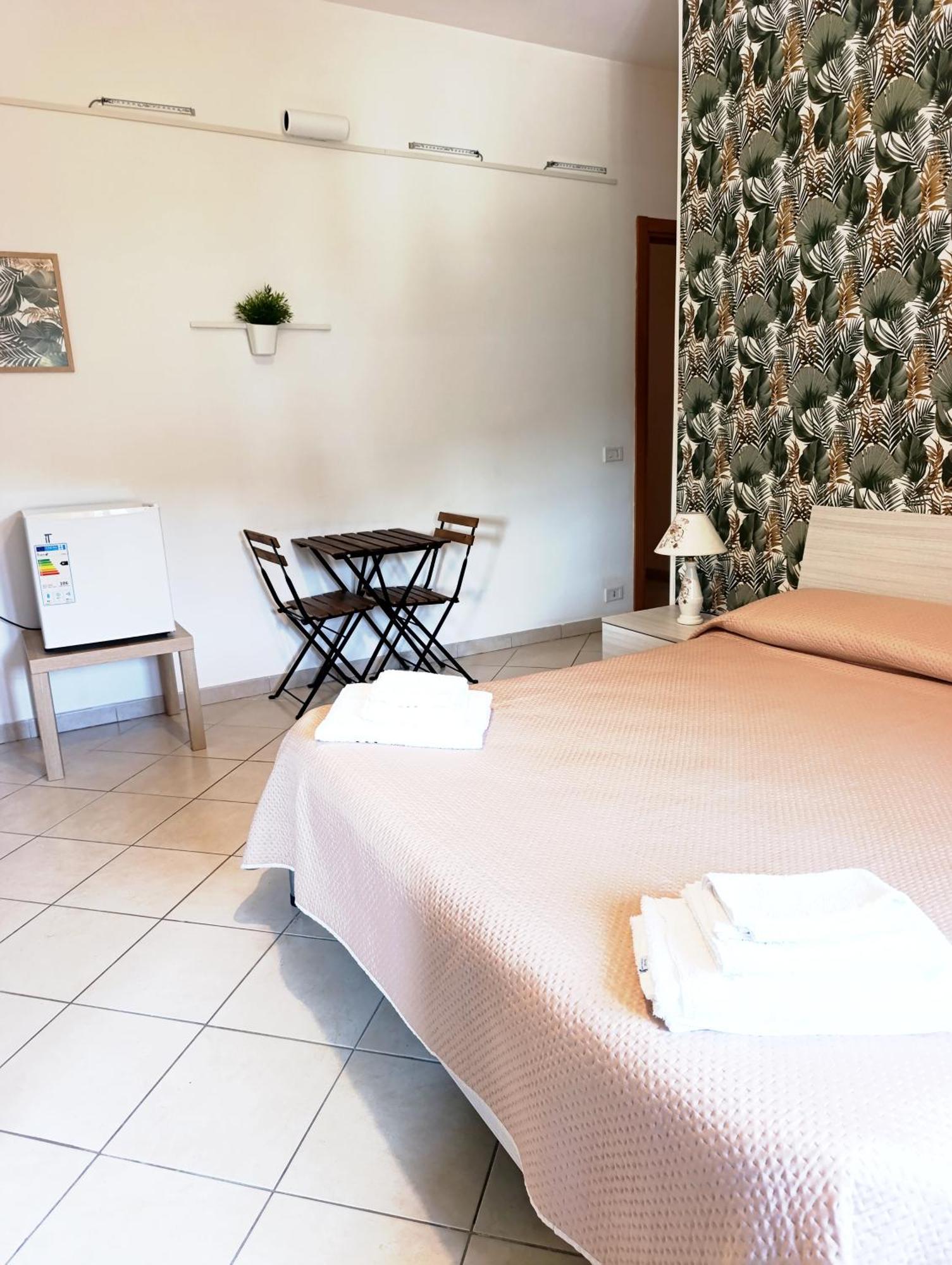 Double Room Private Bathroom