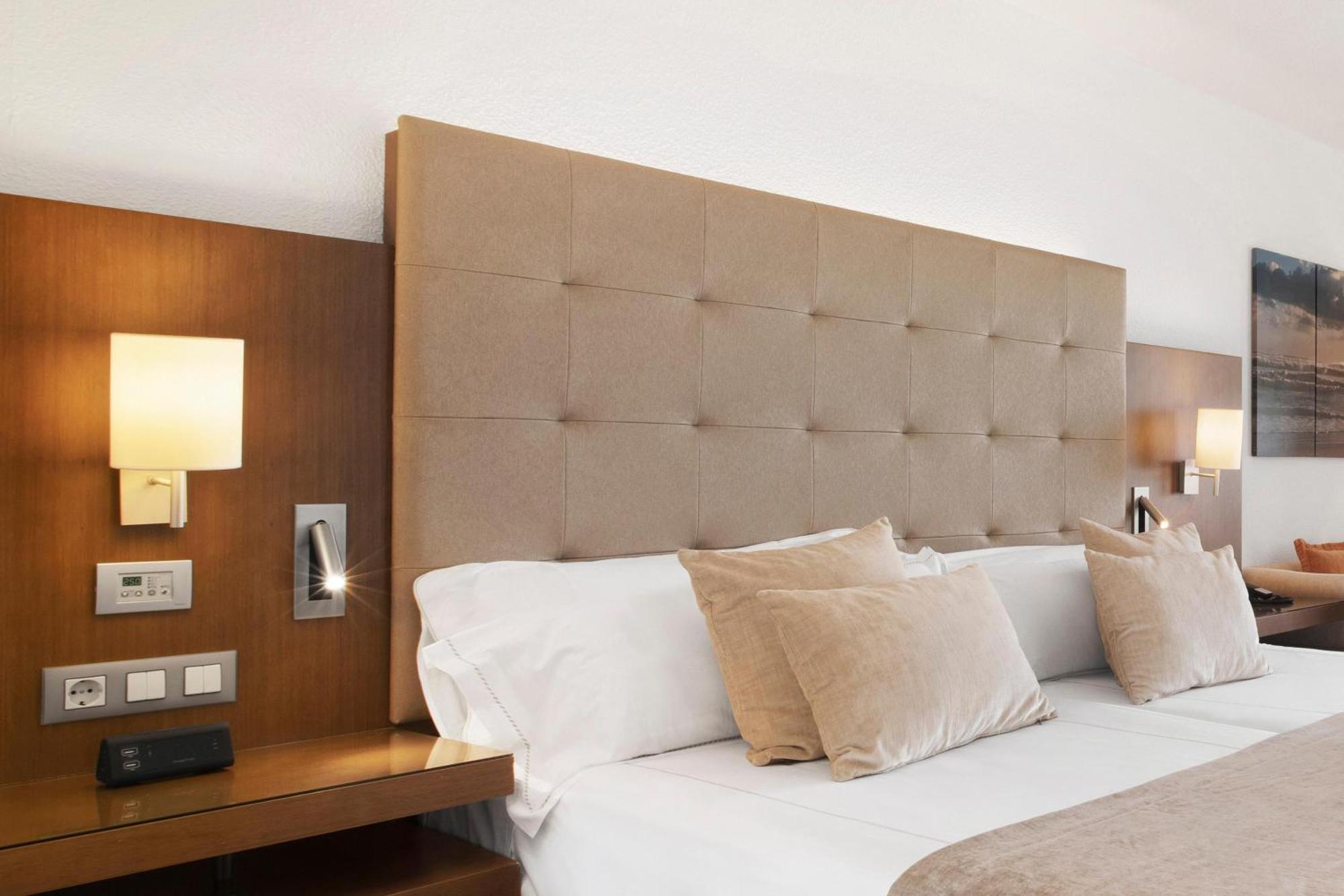 Superior Double Room Side Sea View