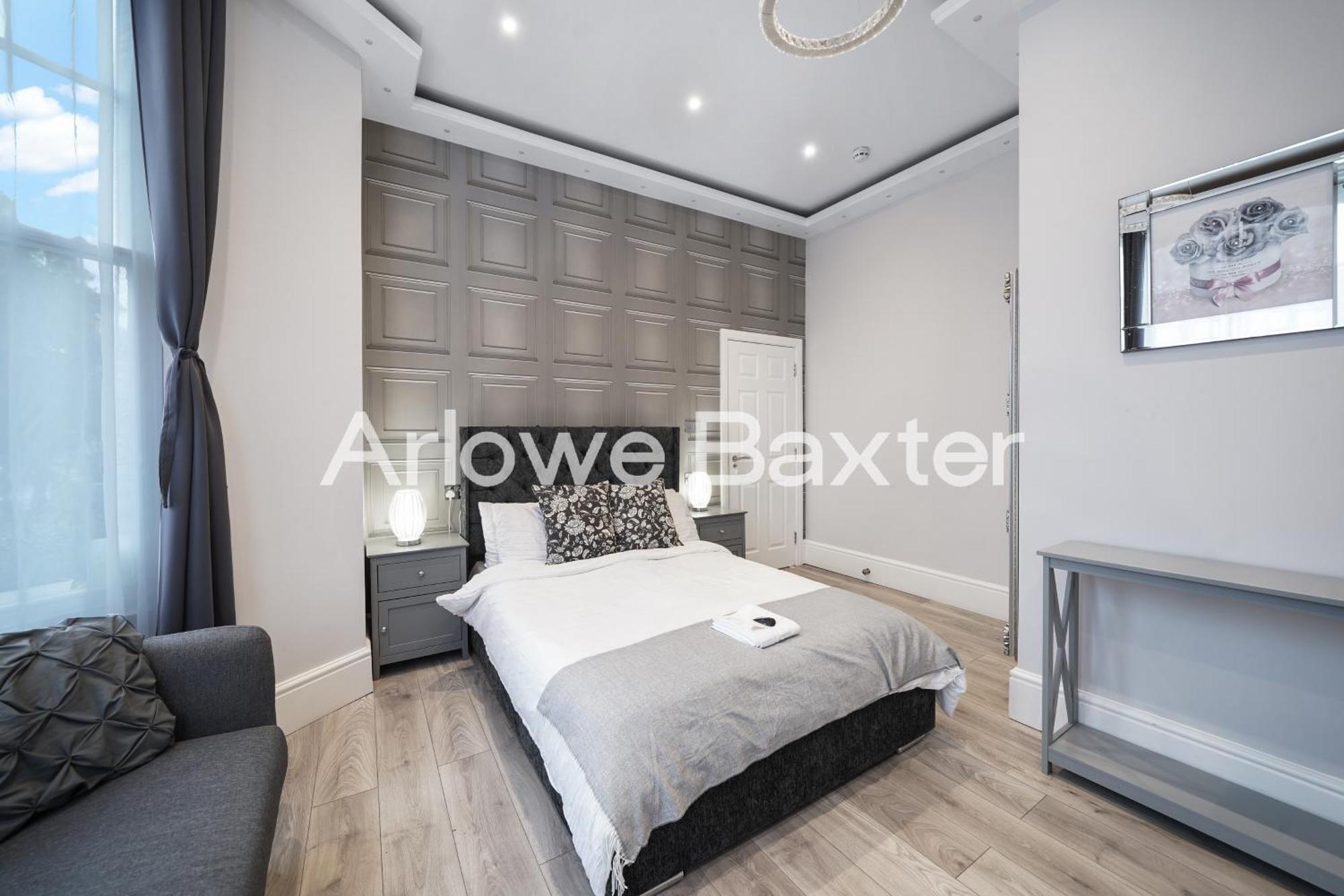 Triple Room with Private Bathroom
