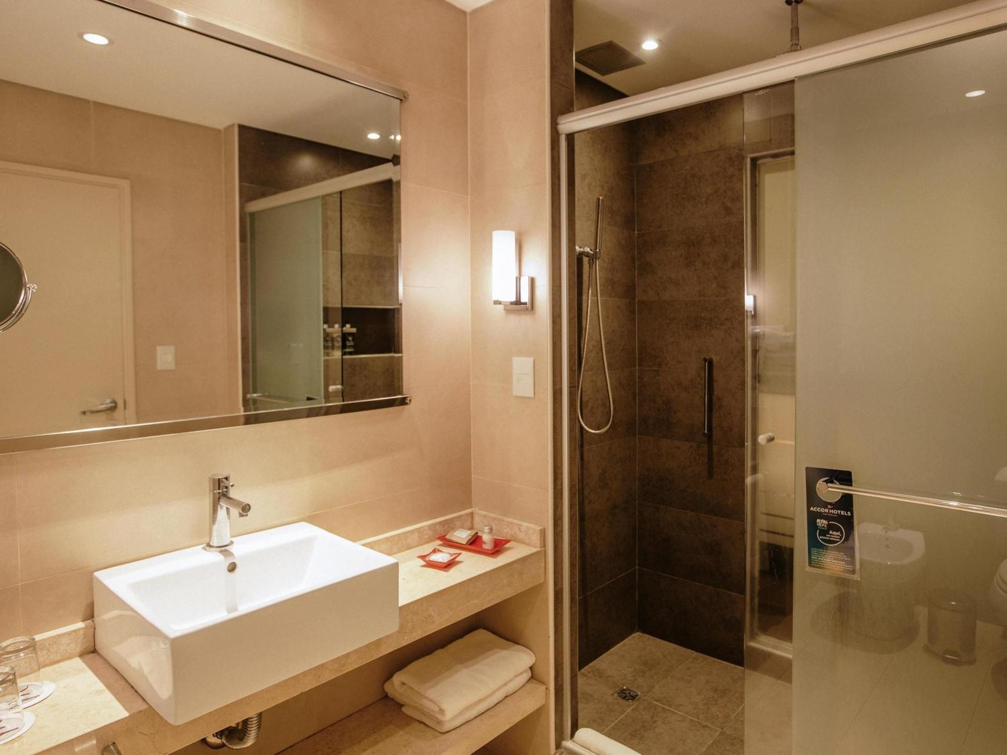 Quarto Triplo Standard