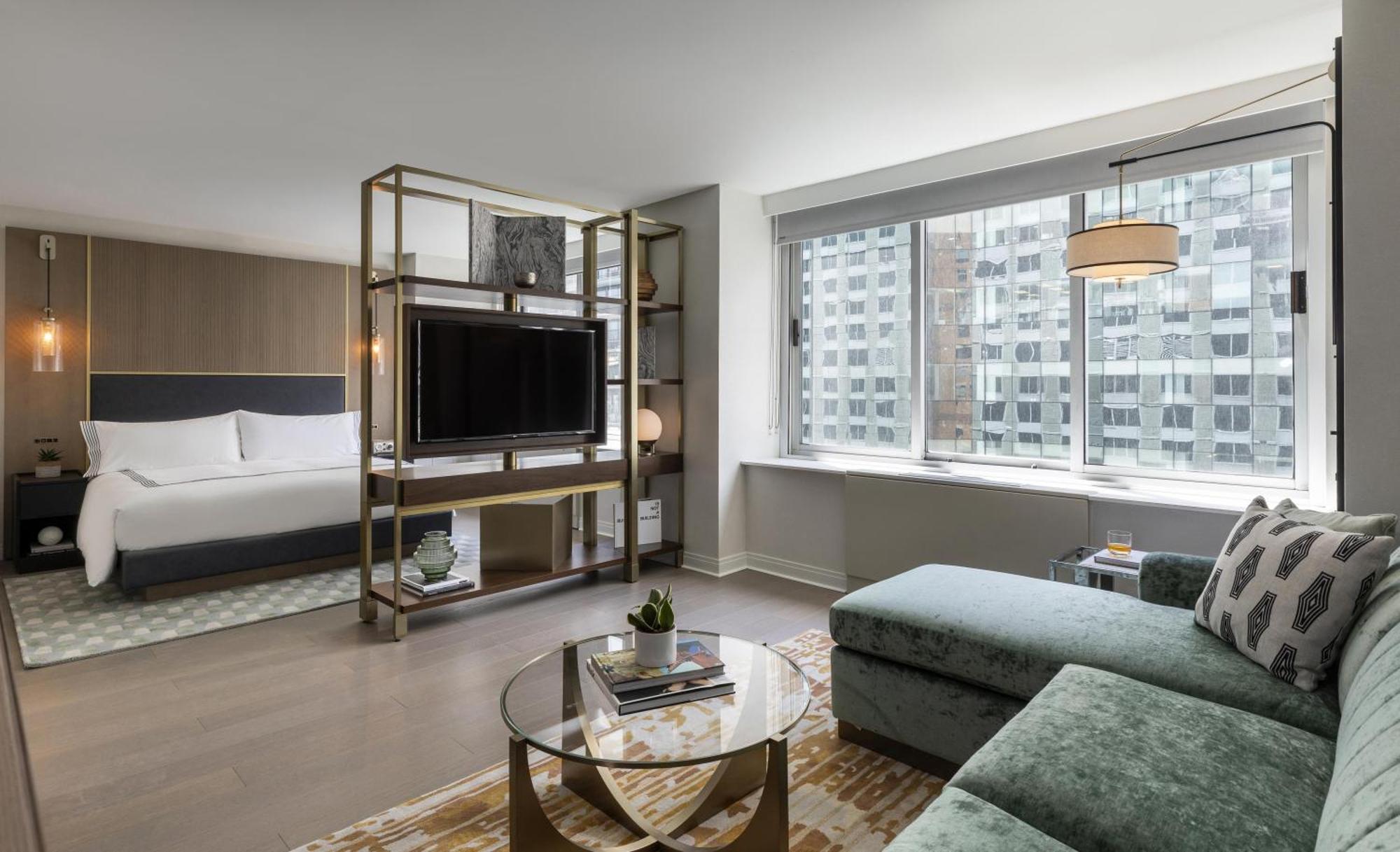 King Studio Suite