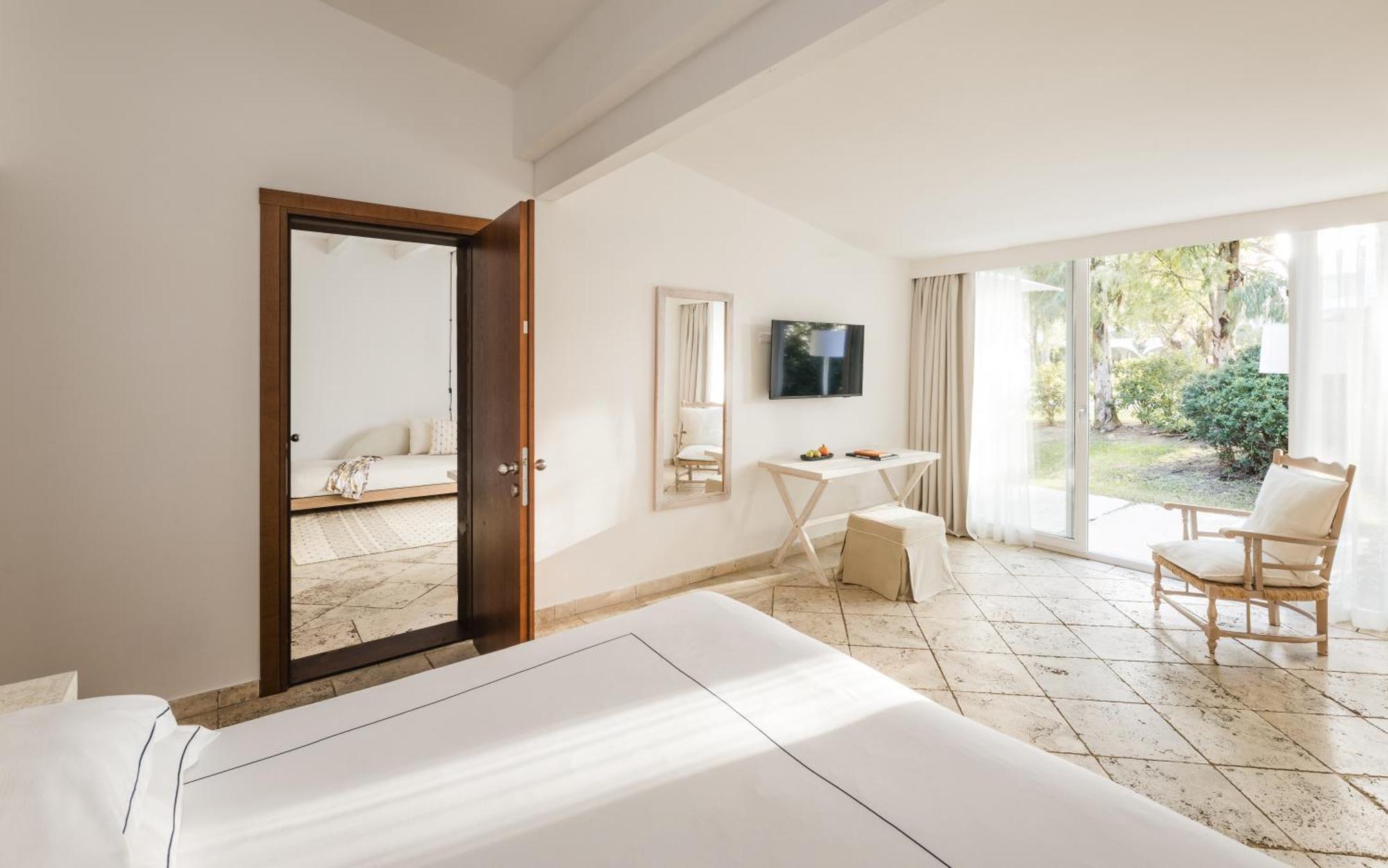 Two-Bedroom Villa Terrace