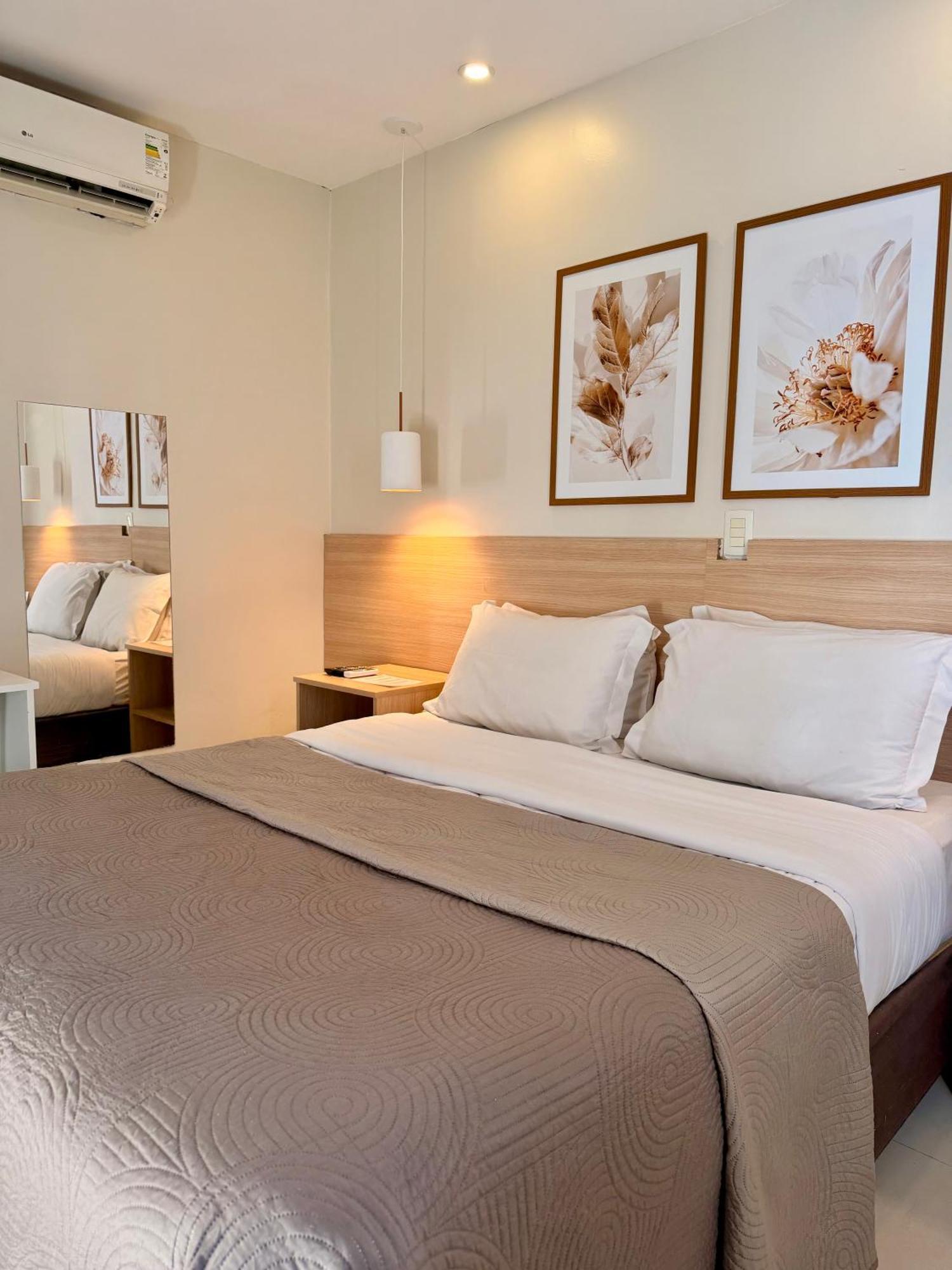 Superior Queen Room