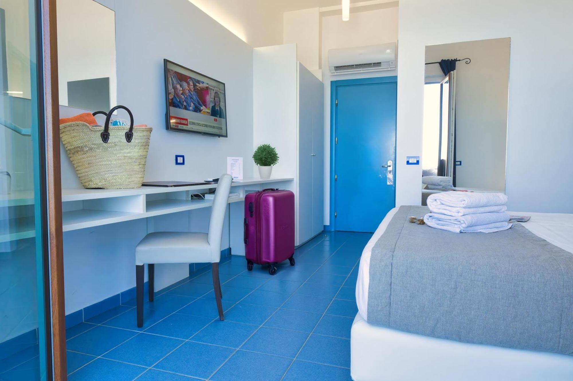 Deluxe Double Room Terrace Sea View