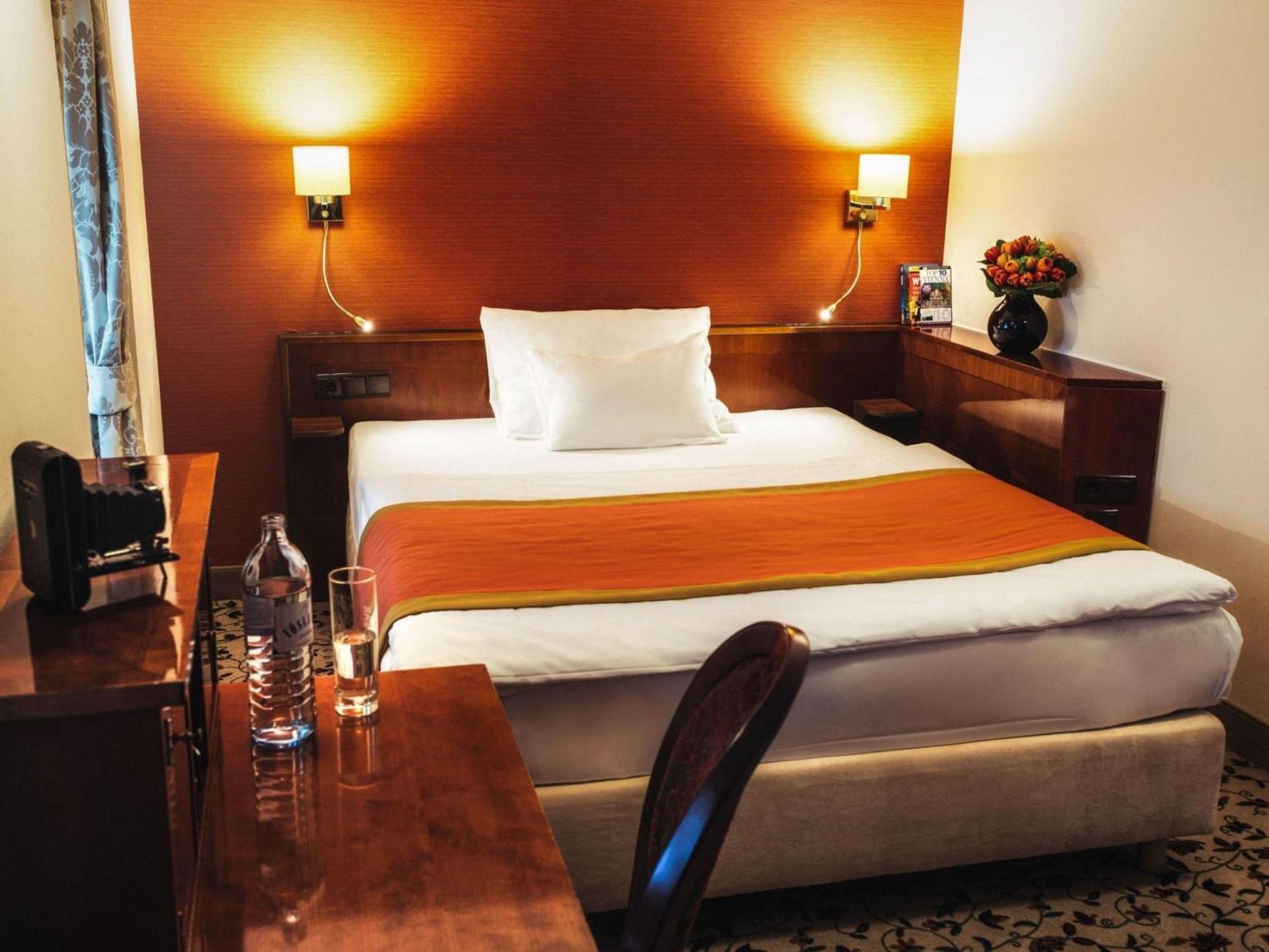 Classic Single Room