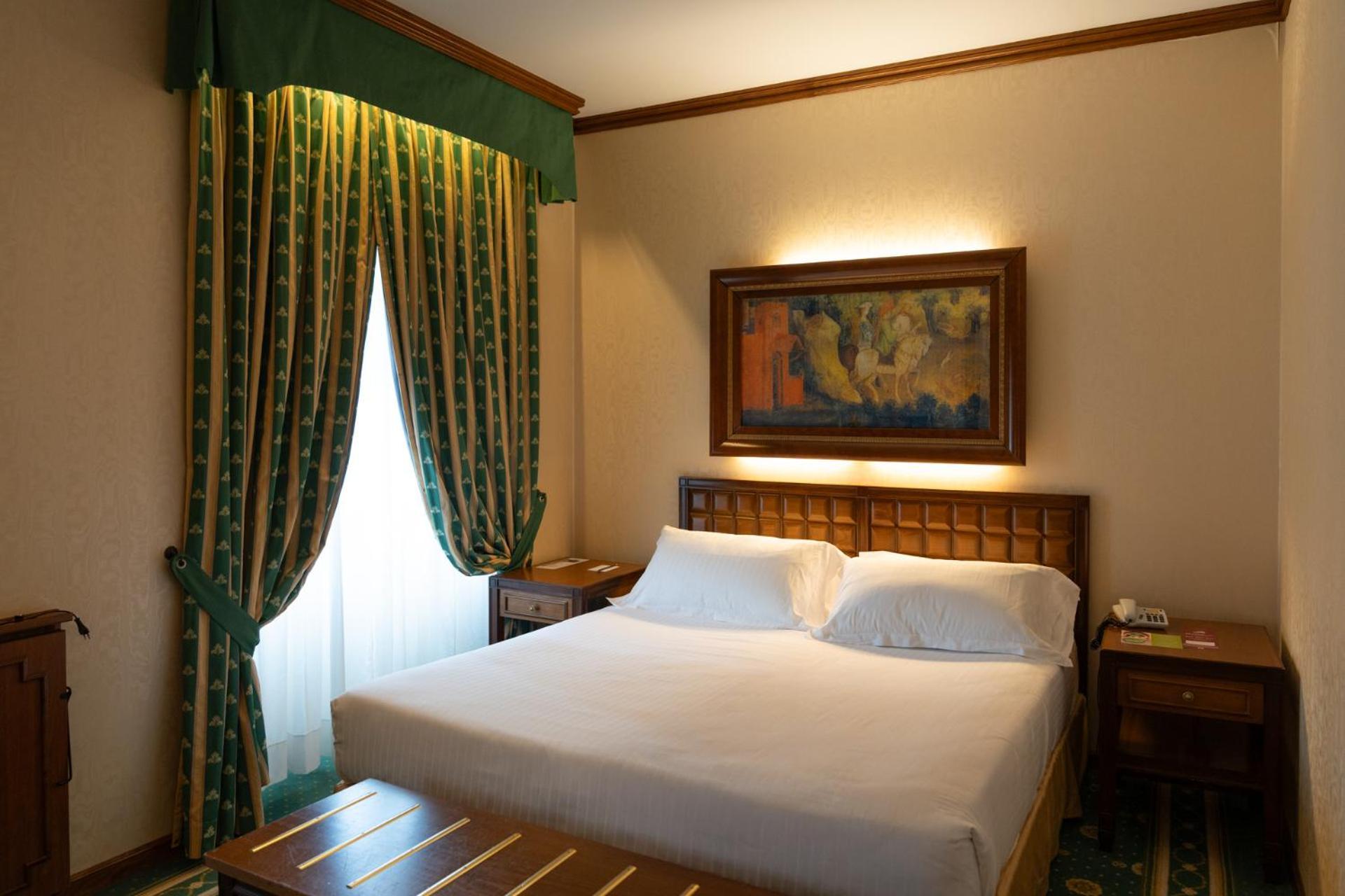 Classic Double Room