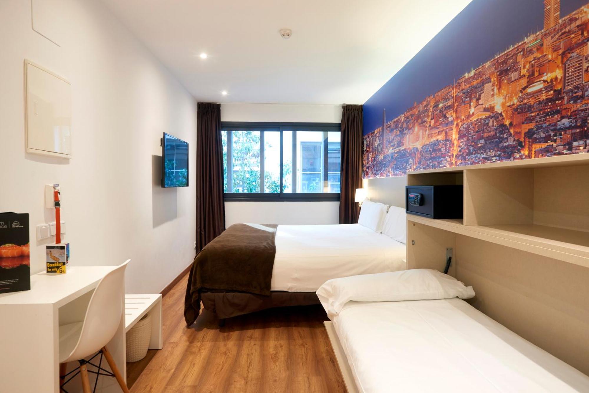 Deluxe Triple Room