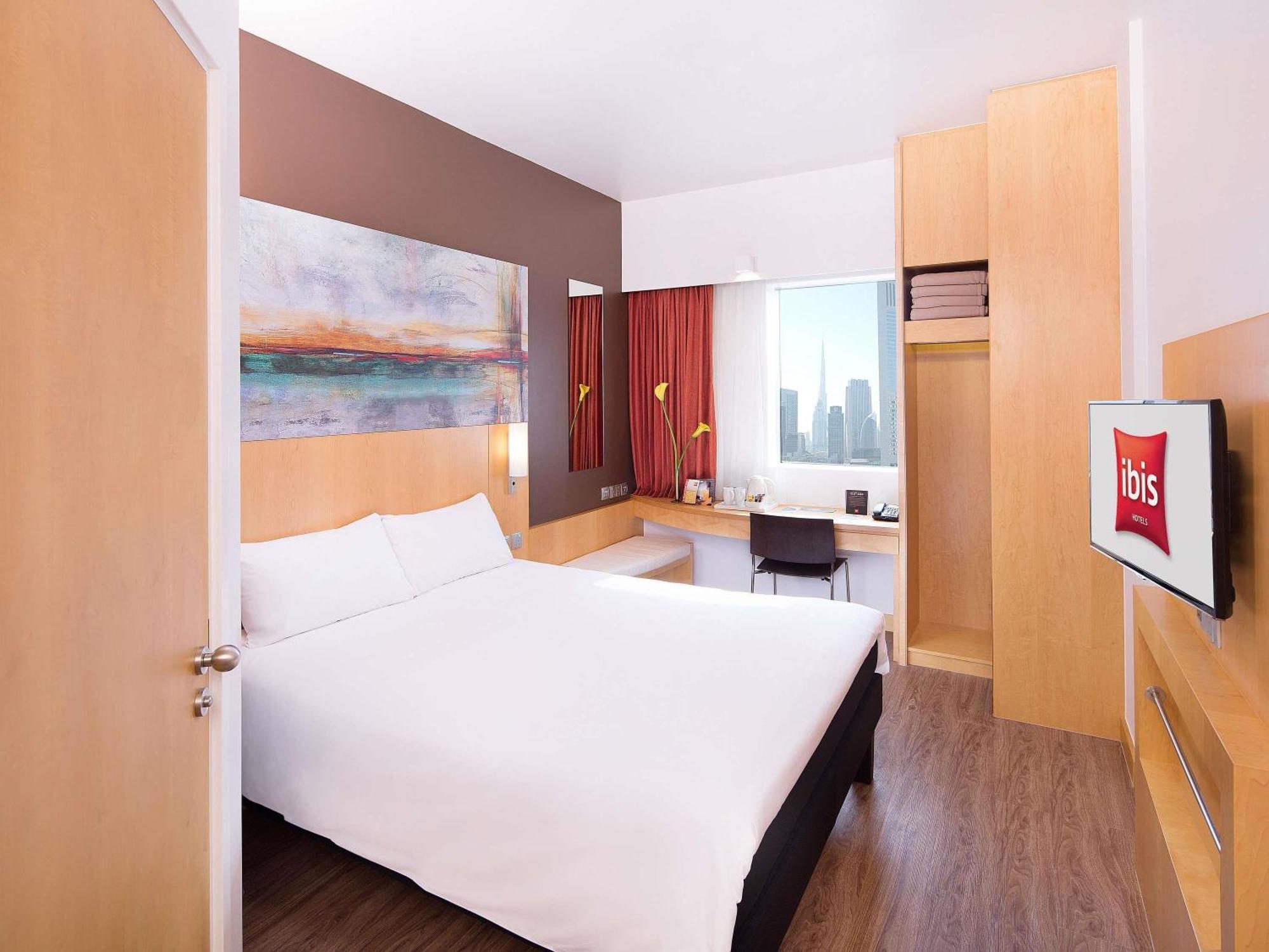 Standard Queen Room