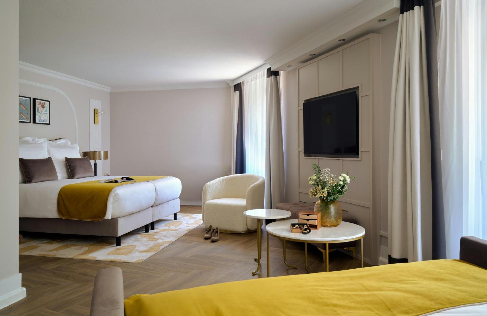 Select Family Junior Suite Triple