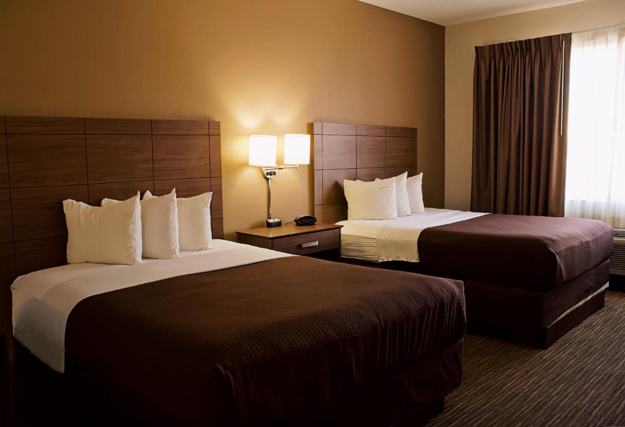 Double Room - Mobility Access Tub/Non-Smoking