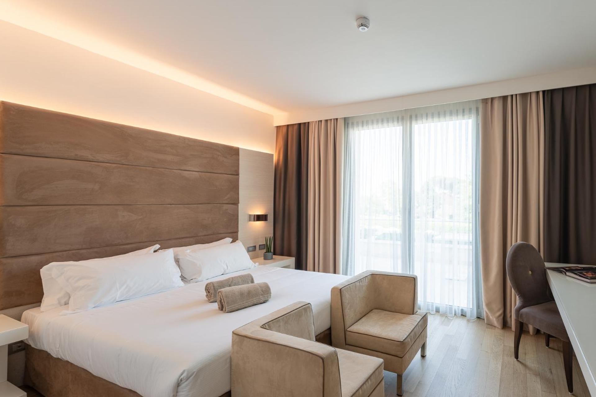Superior Double or Twin Room Terrace