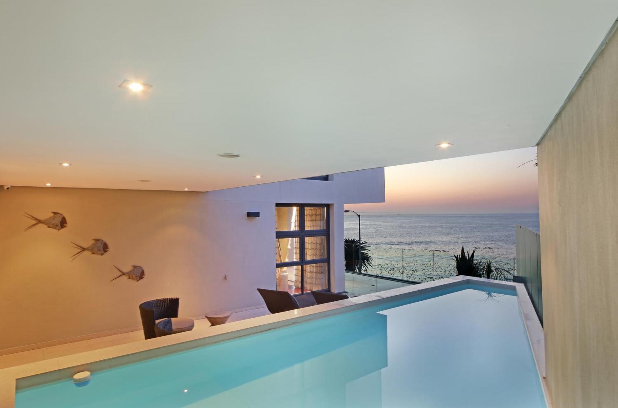 Luxury Pool Suite,178264068:JPEG