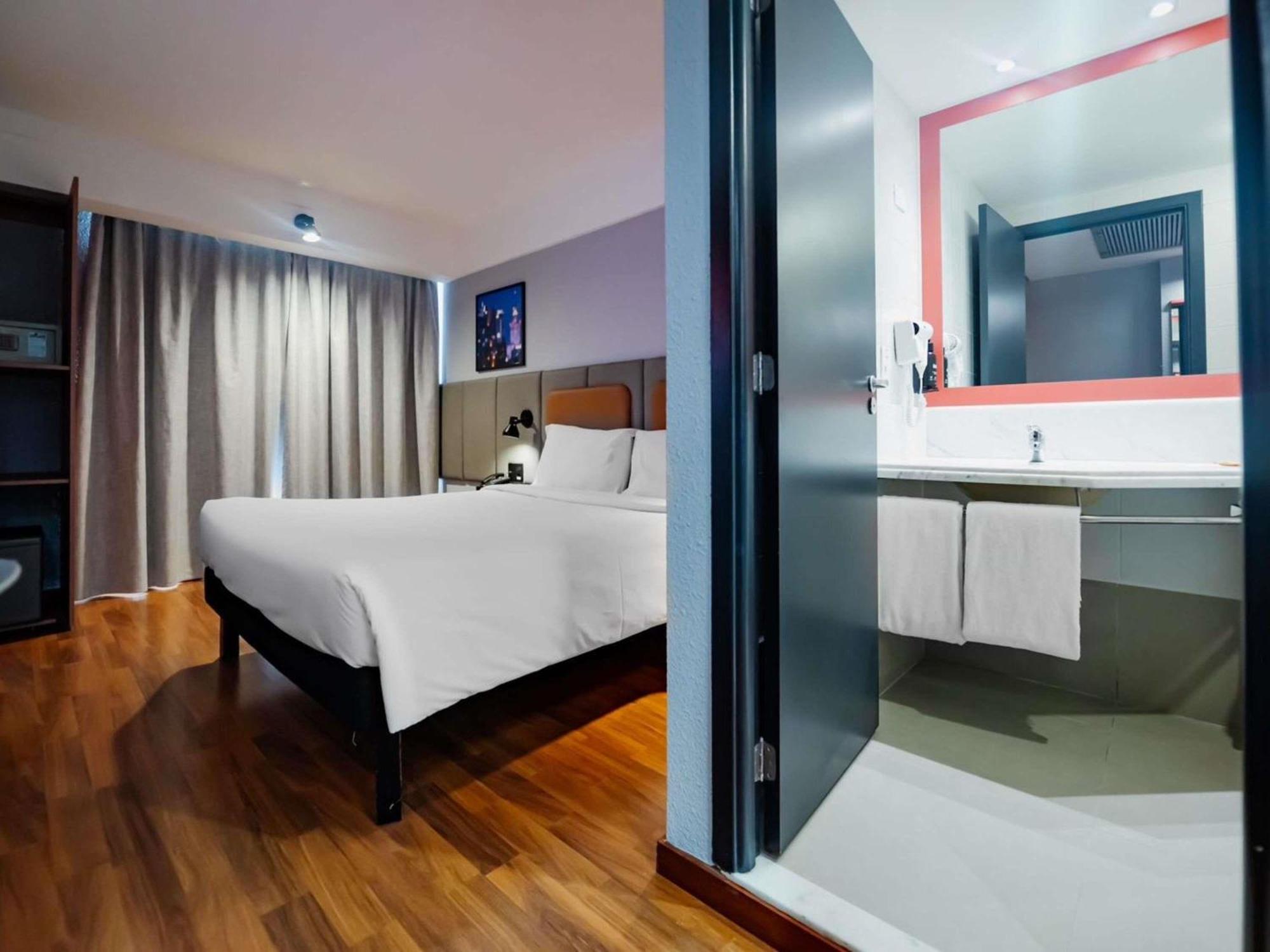 Standard One Double Bed