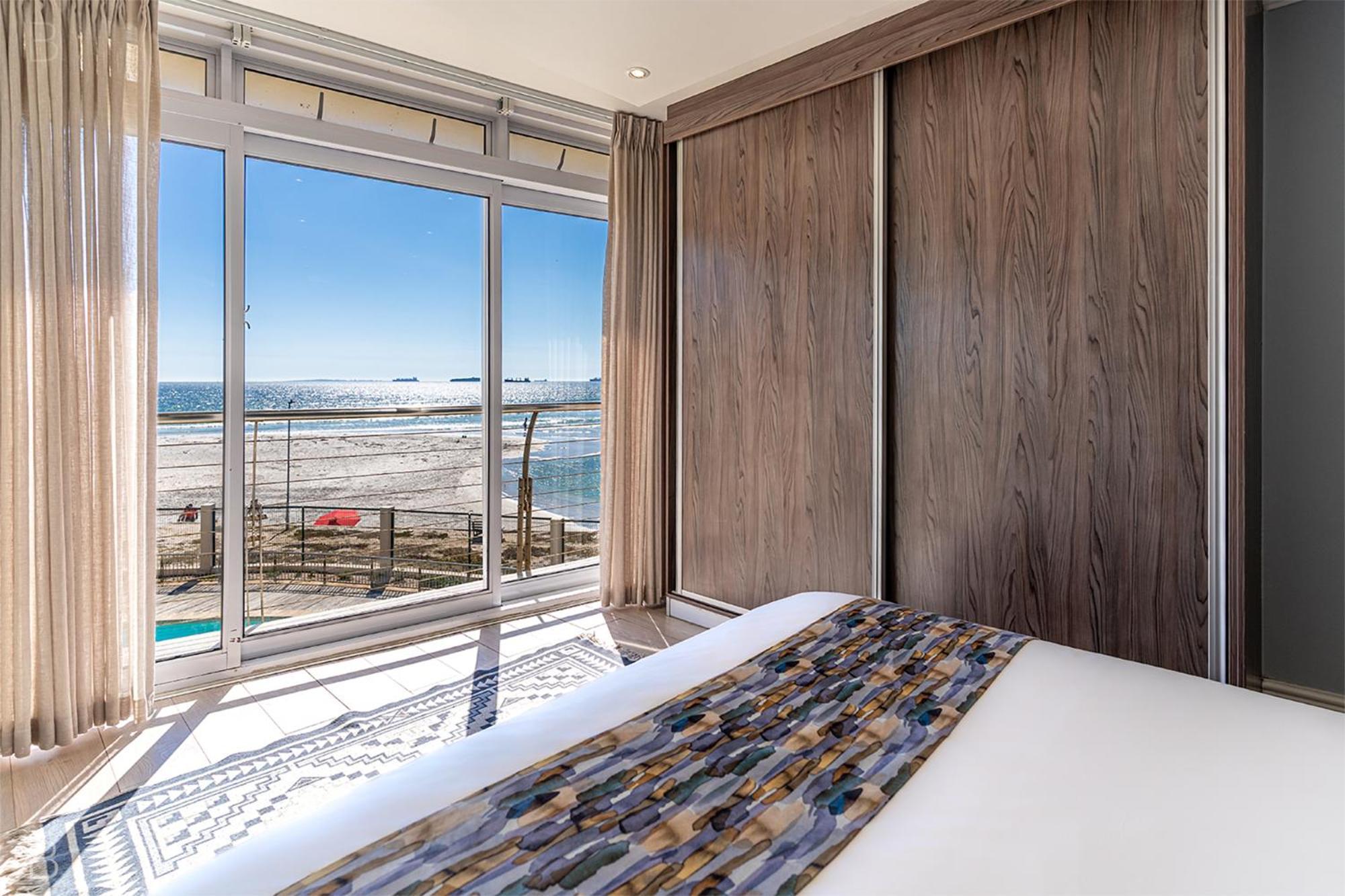 Deluxe Appartement met 2 Slaapkamers en Uitzicht op Zee