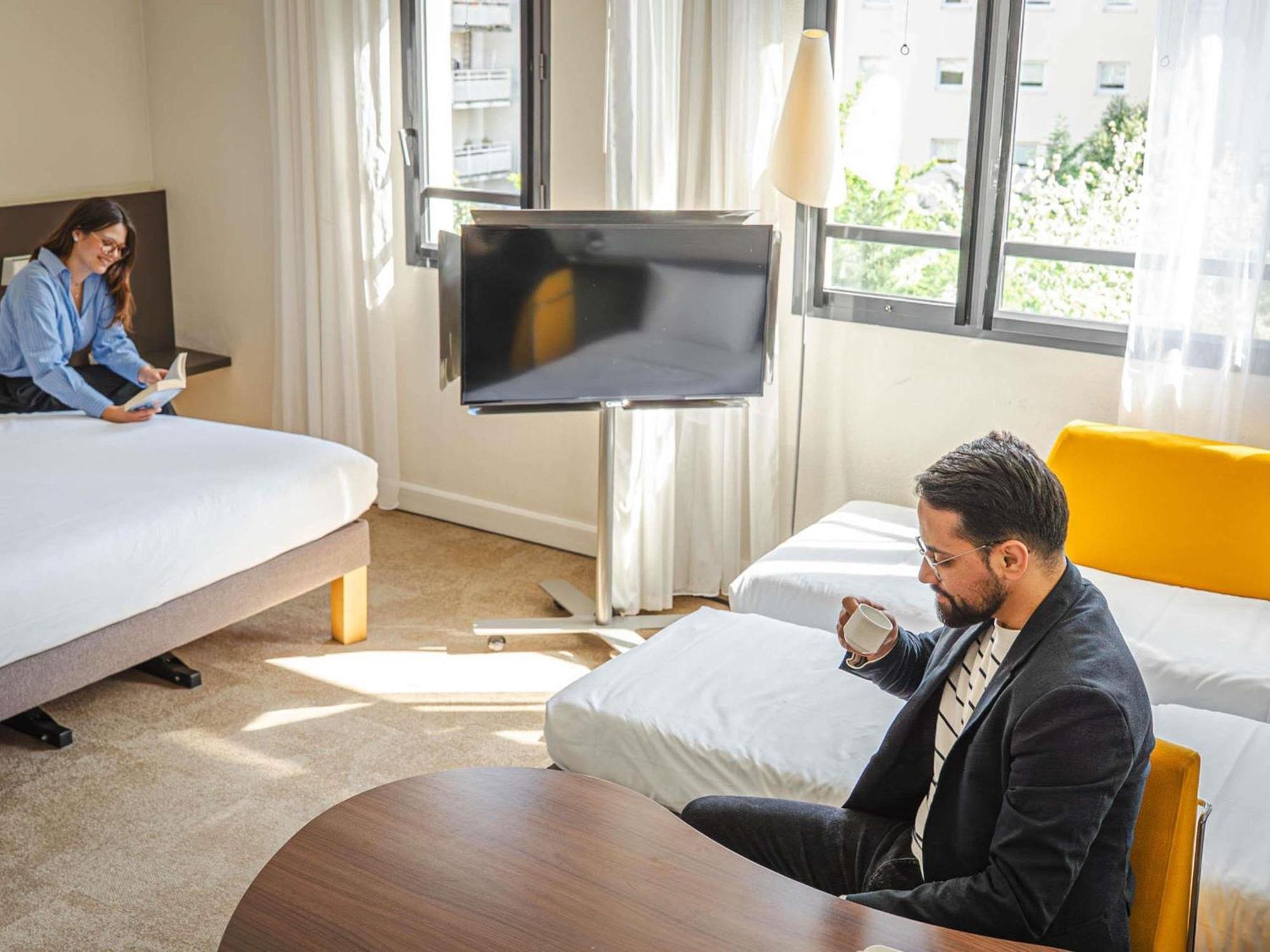 Superior Suite Double Bed Sofa Bed