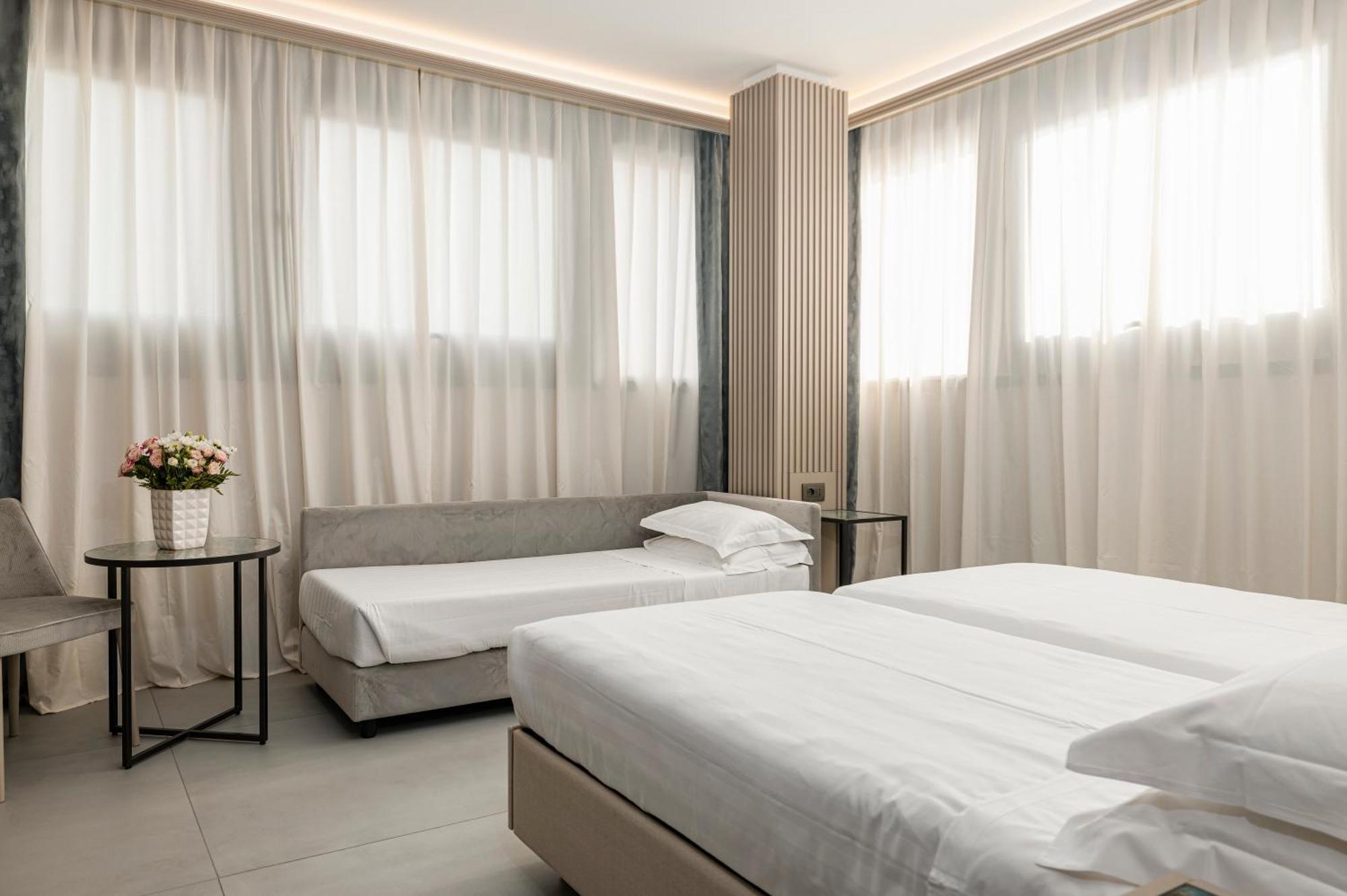 Superior Triple Room