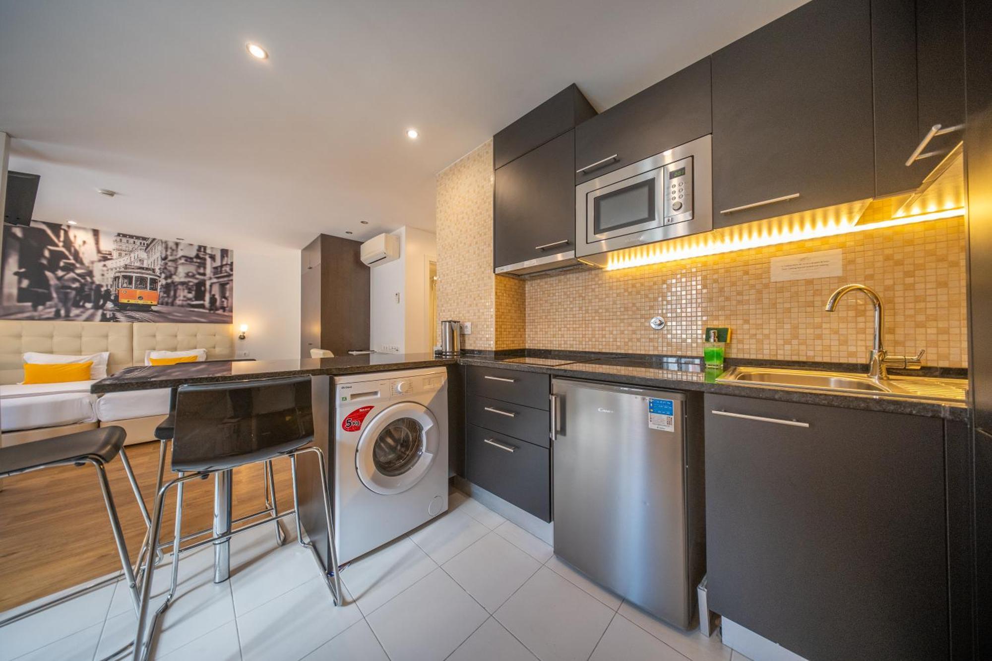 One-Bedroom Apartment