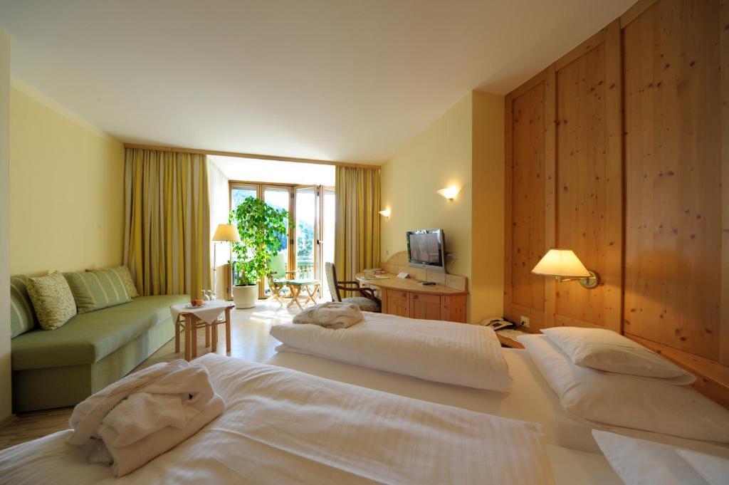 Superior Double Room,43953304:JPEG