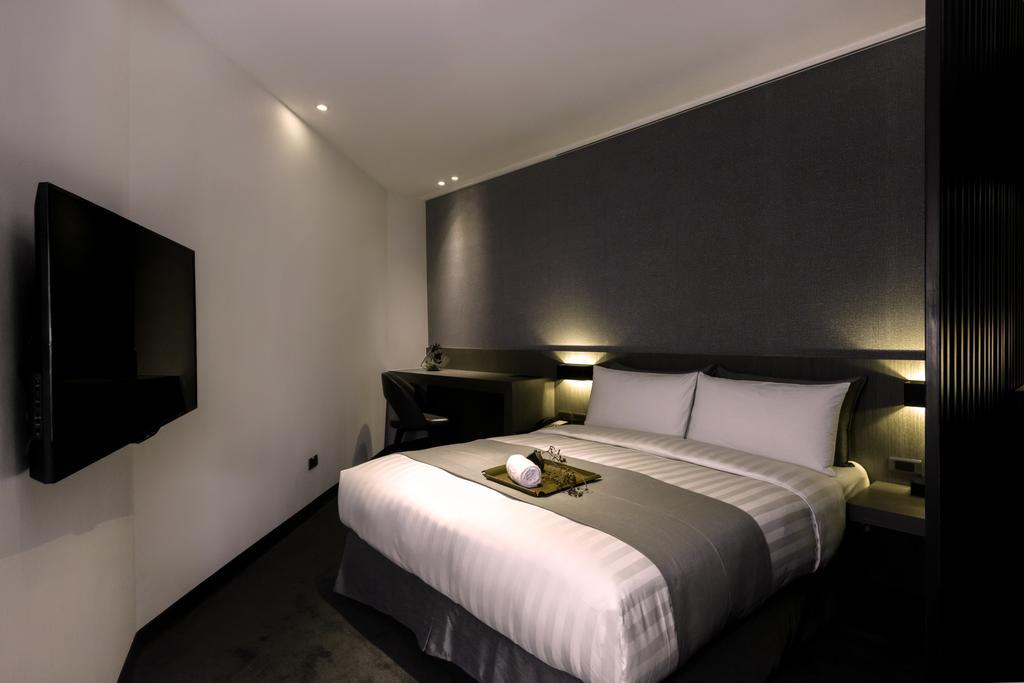 Superior Double Room with City View