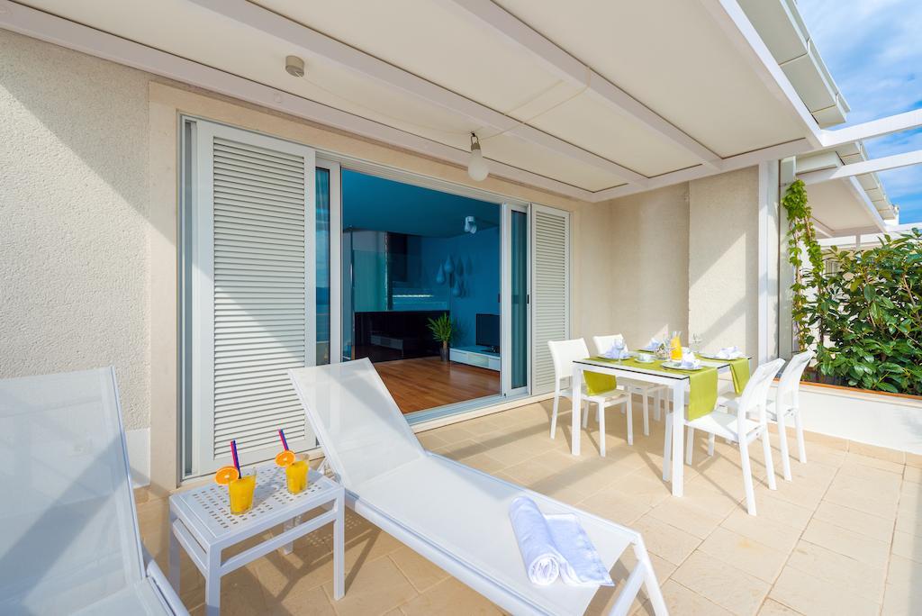 Duplex Two-Bedroom Apartment Terrace Sea View