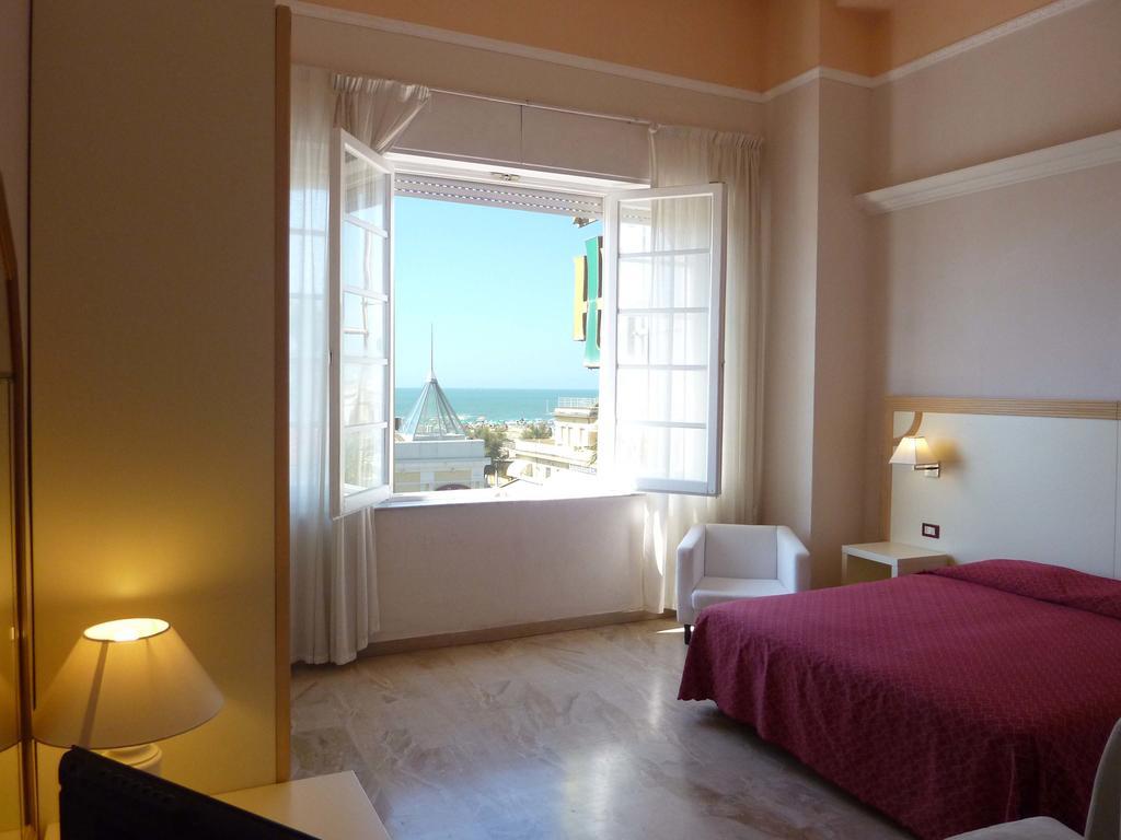 Quadruple Room with Sea View,685612857:JPEG
