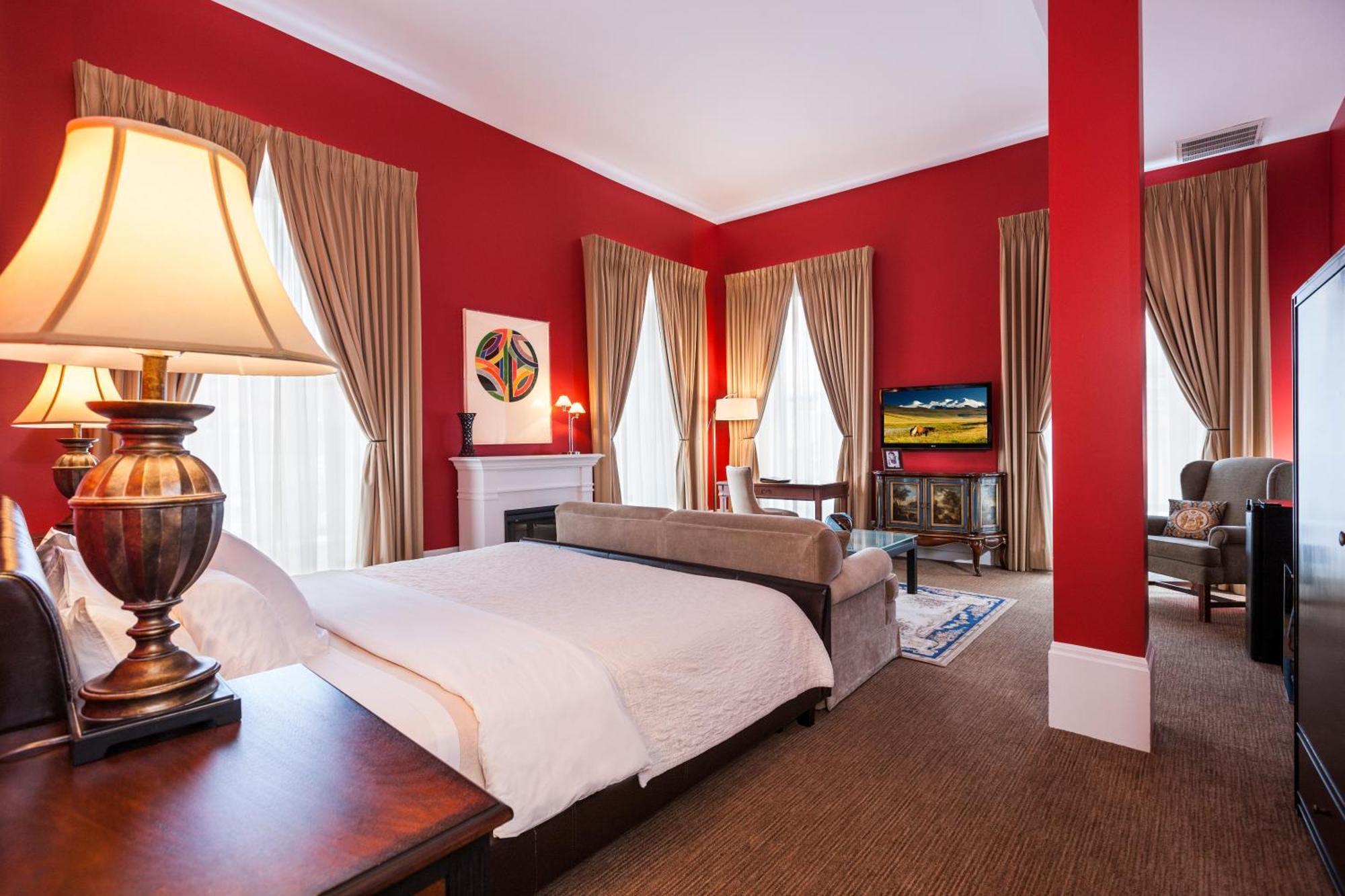 Executive Suite