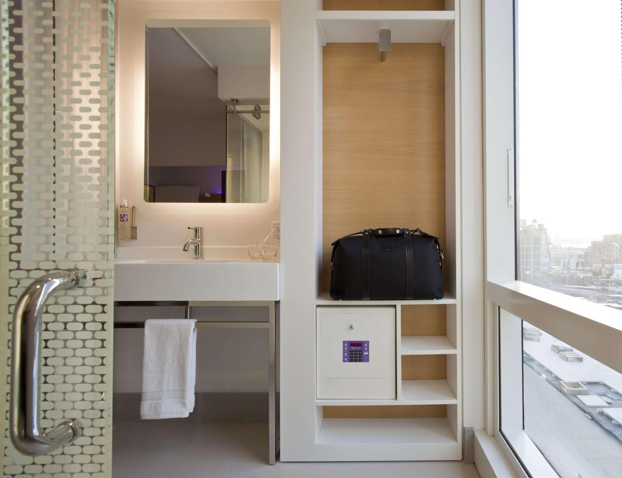 Alojamiento Premium con cama grande y litera