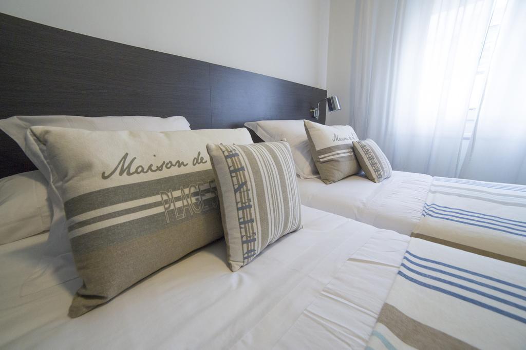 Interior Economy Twin Room