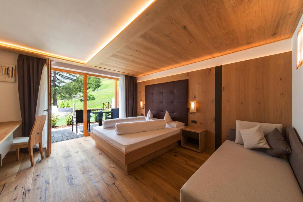 Superior Double Room,1593659108:JPEG