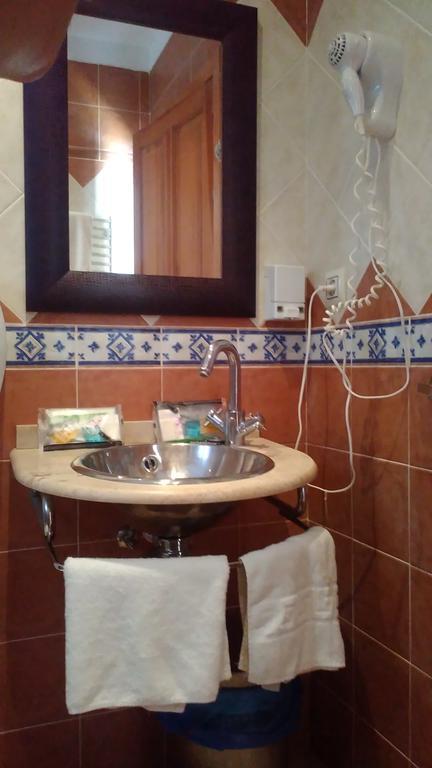 Double Room,352637809:JPEG