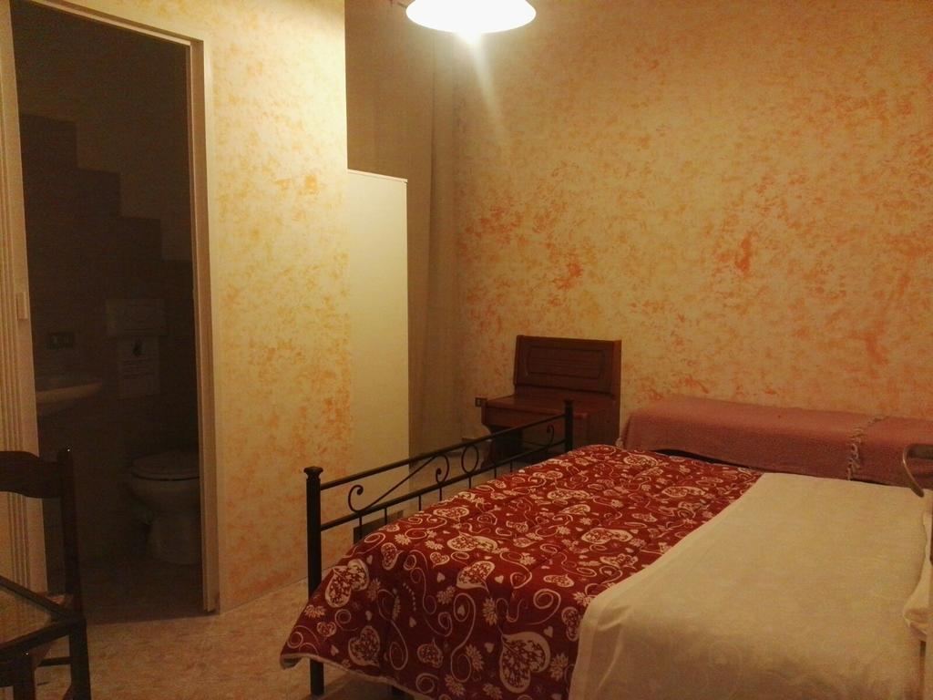 Double Room Private Bathroom