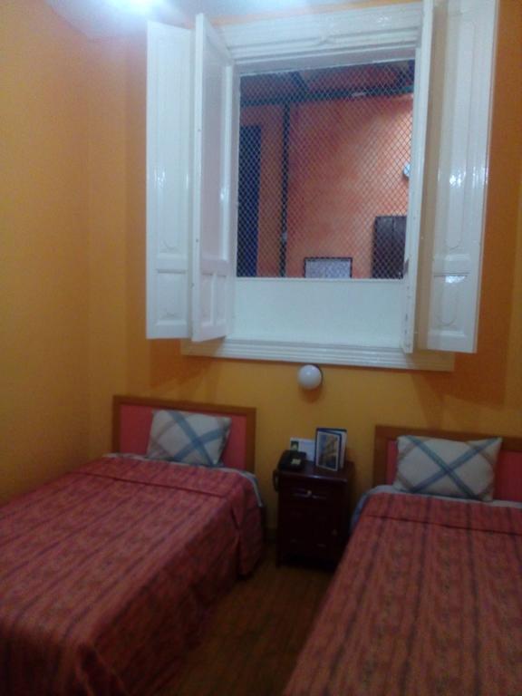 Habitación Doble con baño compartido