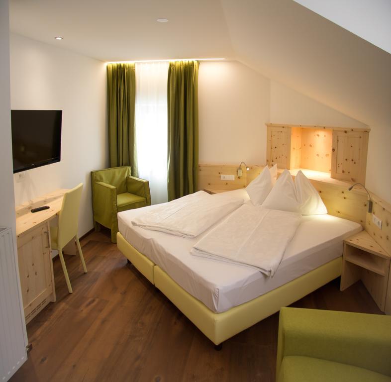 Double Room,445847580:JPEG