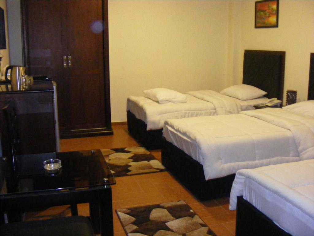 Deluxe Triple Room
