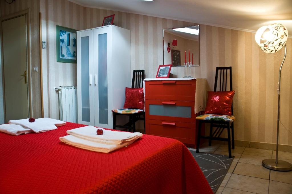 Double Room,48378805:JPEG