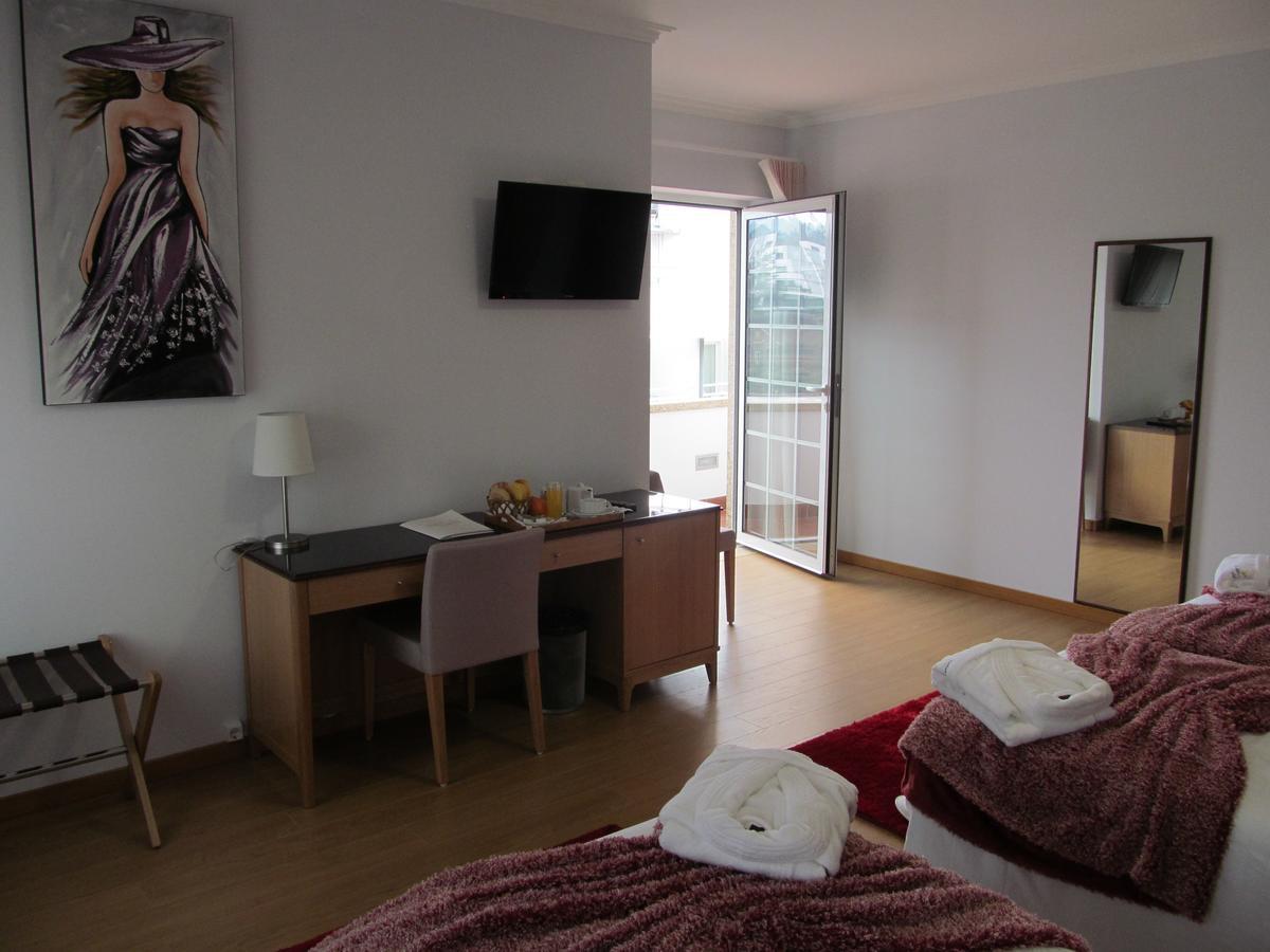 Quarto Triplo com Varanda