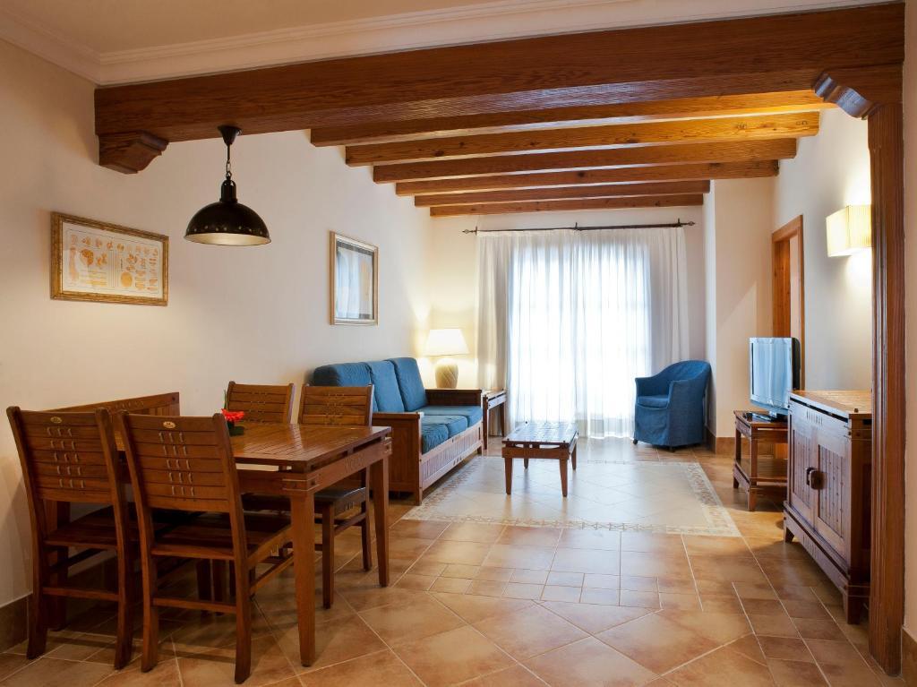 Chambre Familiale (2 Adultes et 2 Enfants)