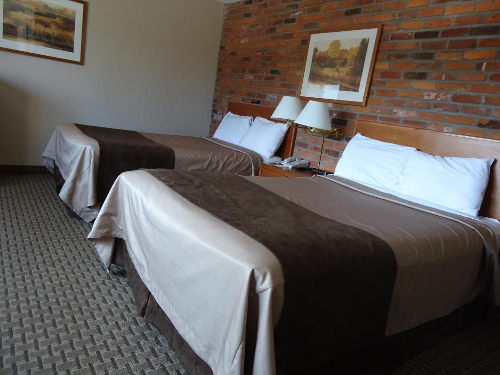 Double Room with Two Double Beds - Non-Smoking,1709782016:JPEG