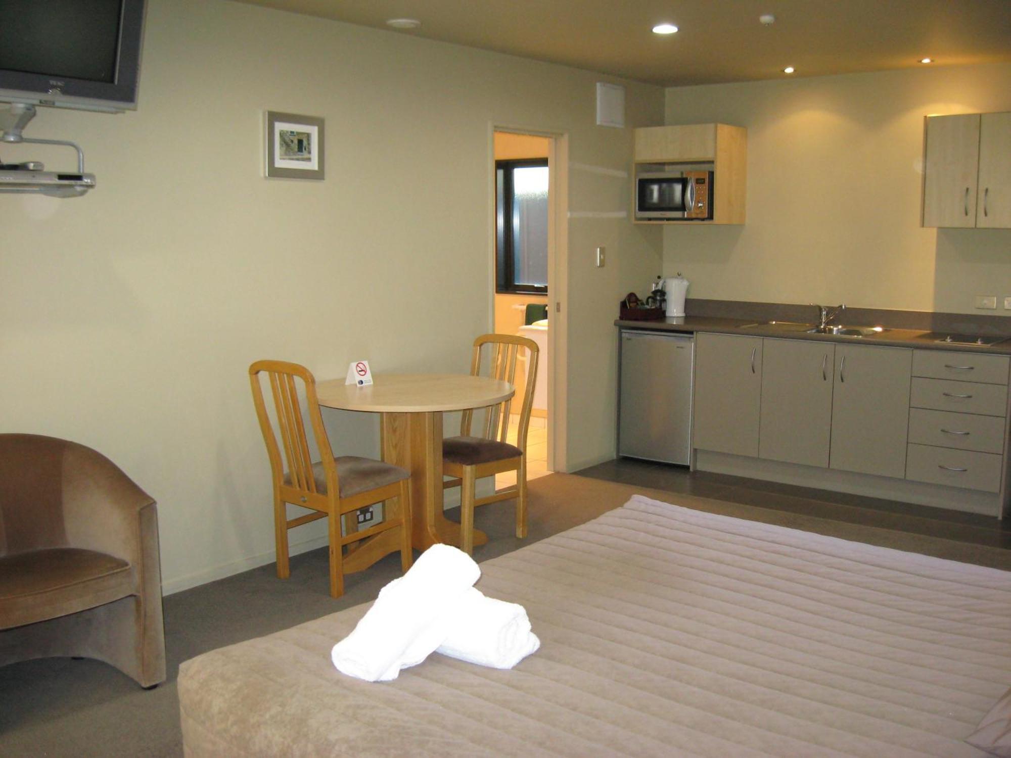 Deluxe Studio with Spa Bath,63210559:JPEG