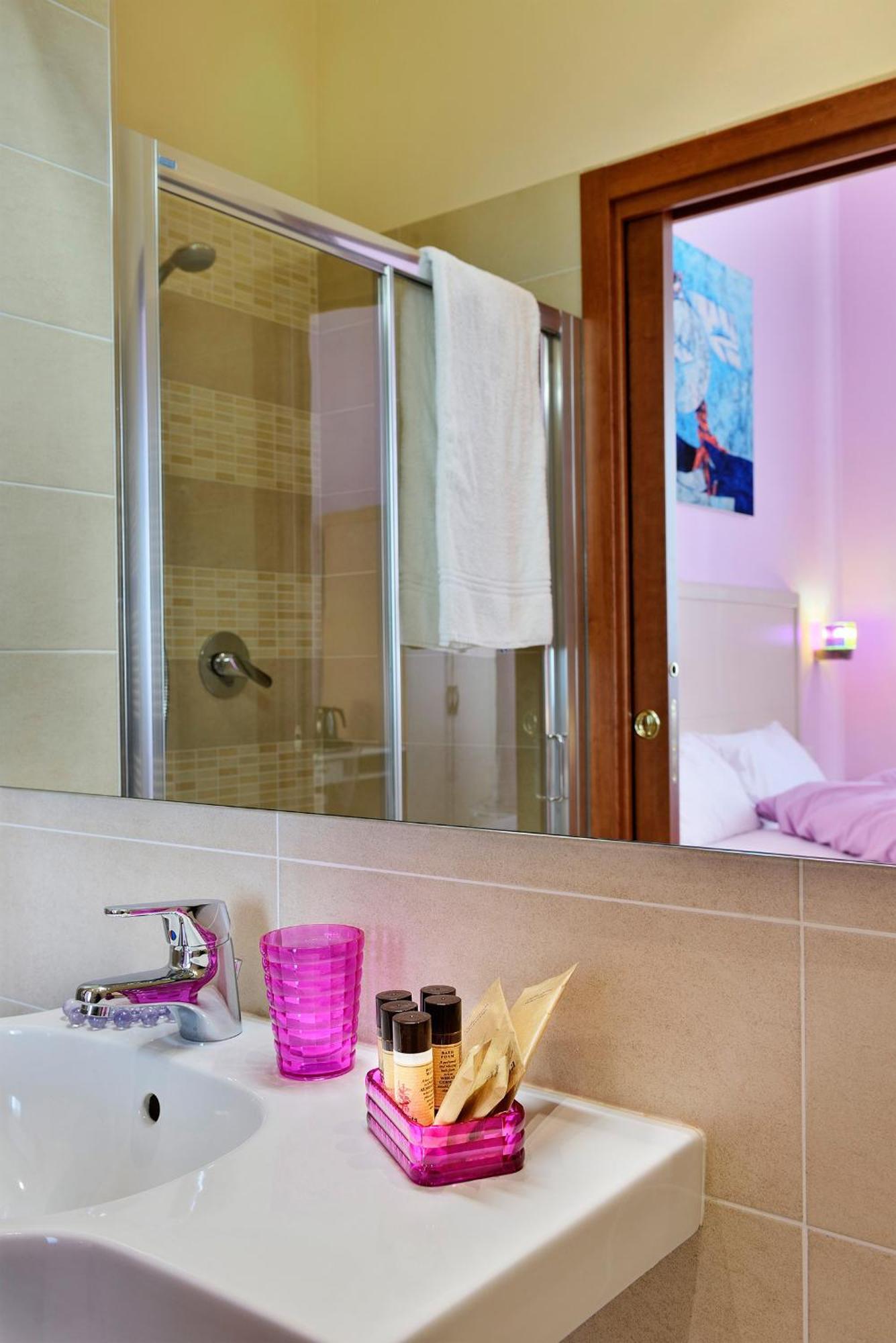 Comfort Double or Twin Room