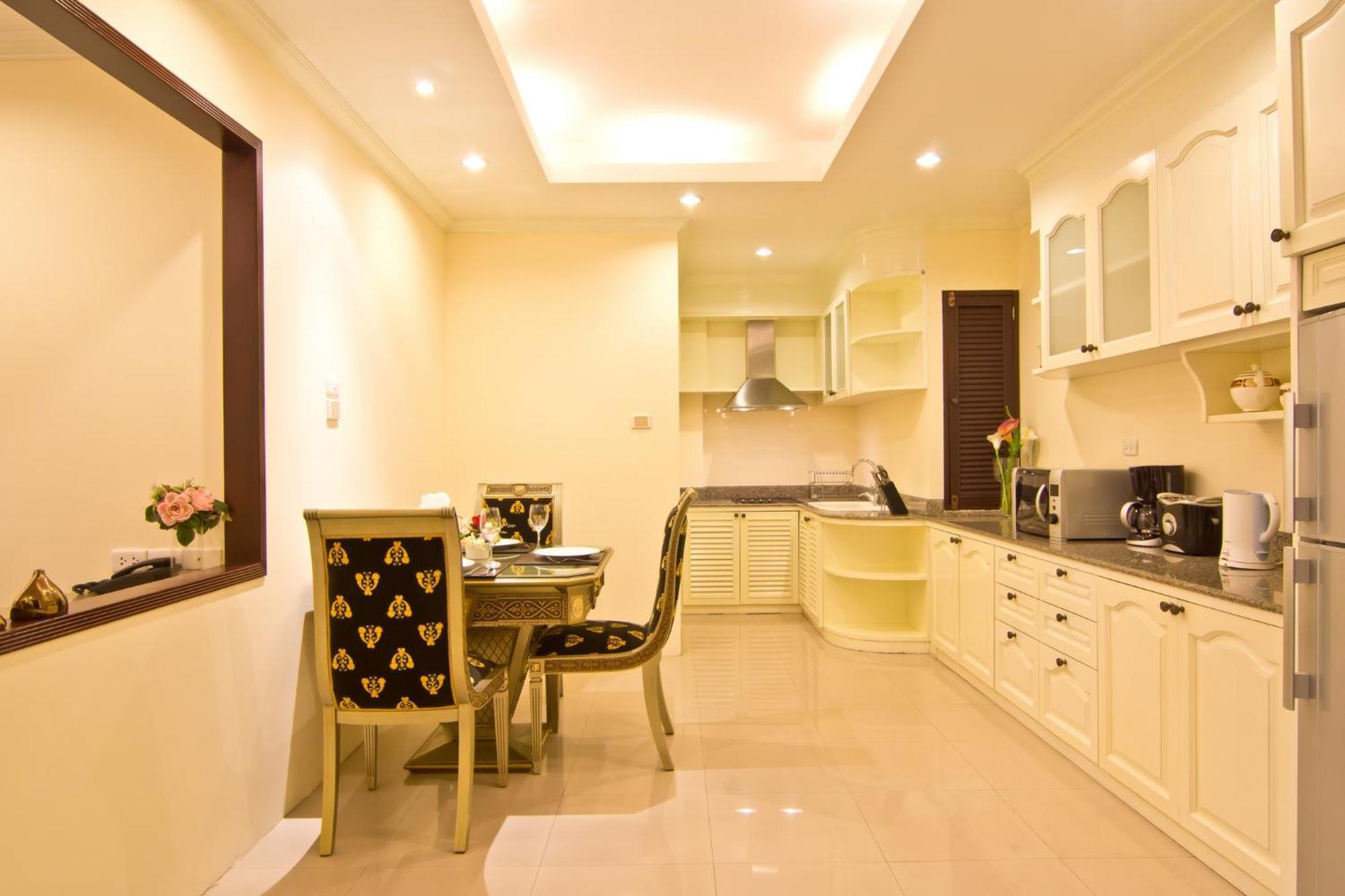 One-Bedroom Suite