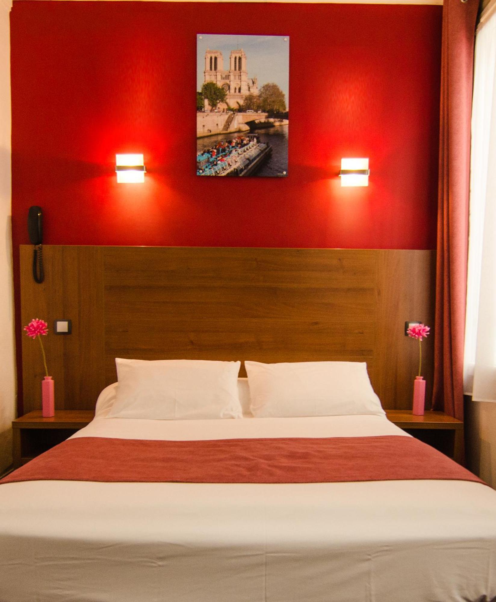 Quarto Duplo