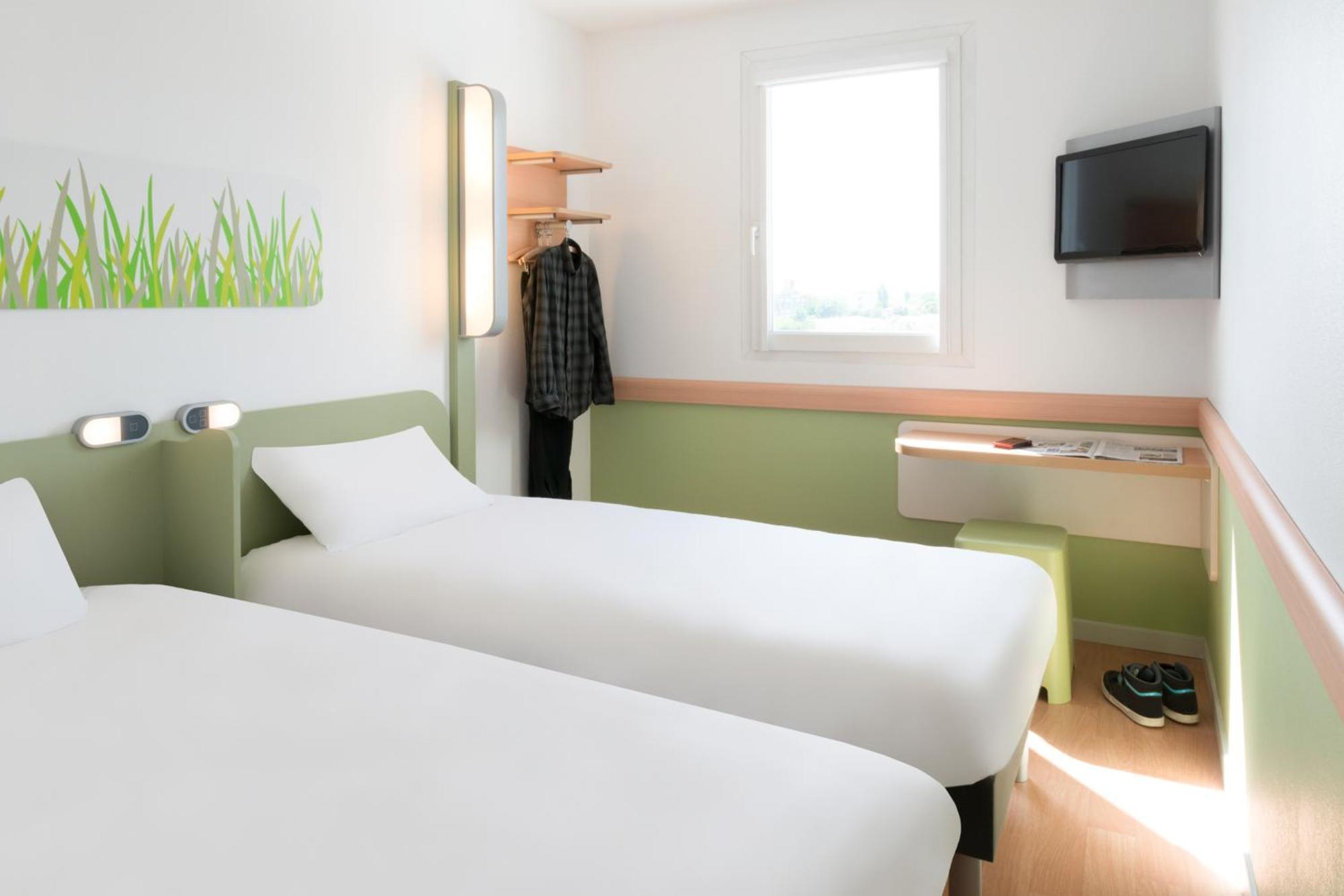 Twin Room,707659345:JPEG