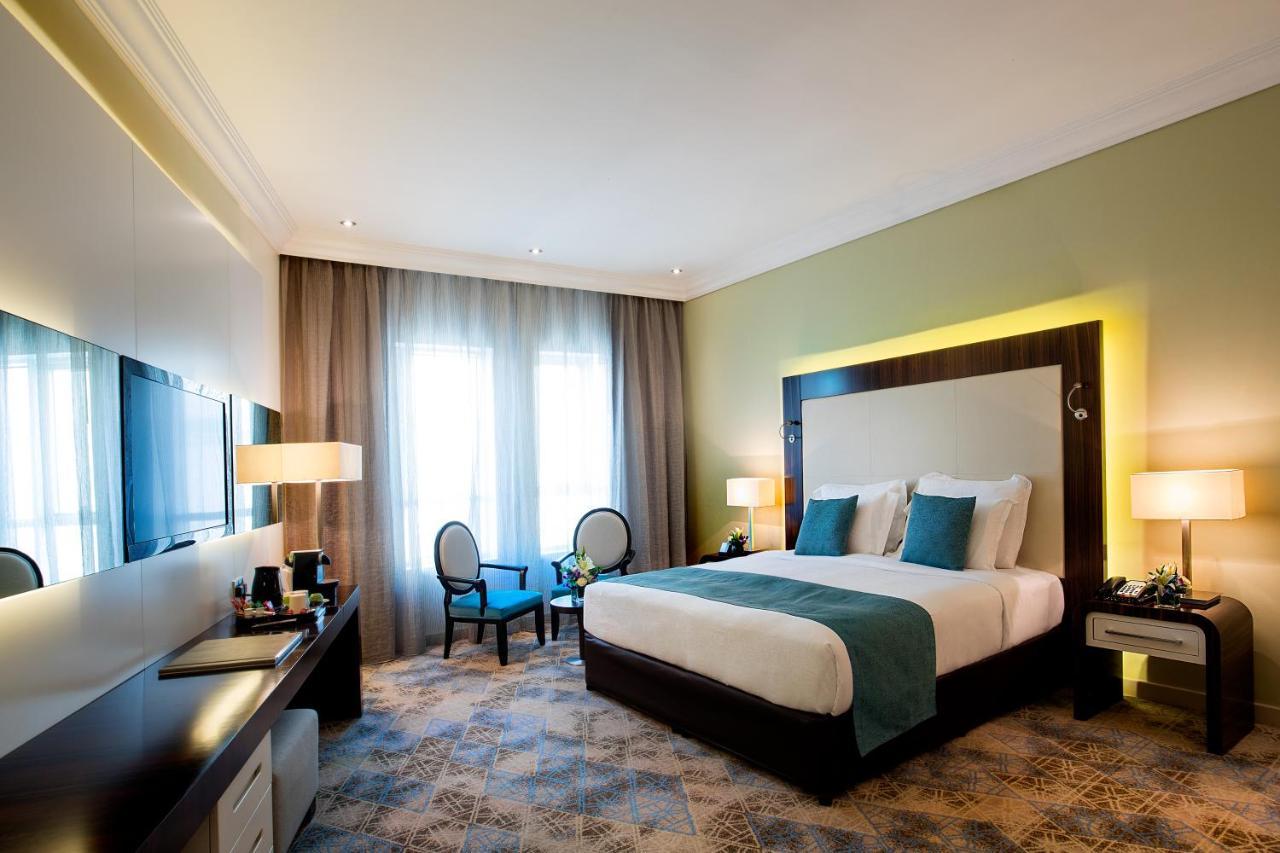 Two-Bedroom Suite,1376762405:JPEG
