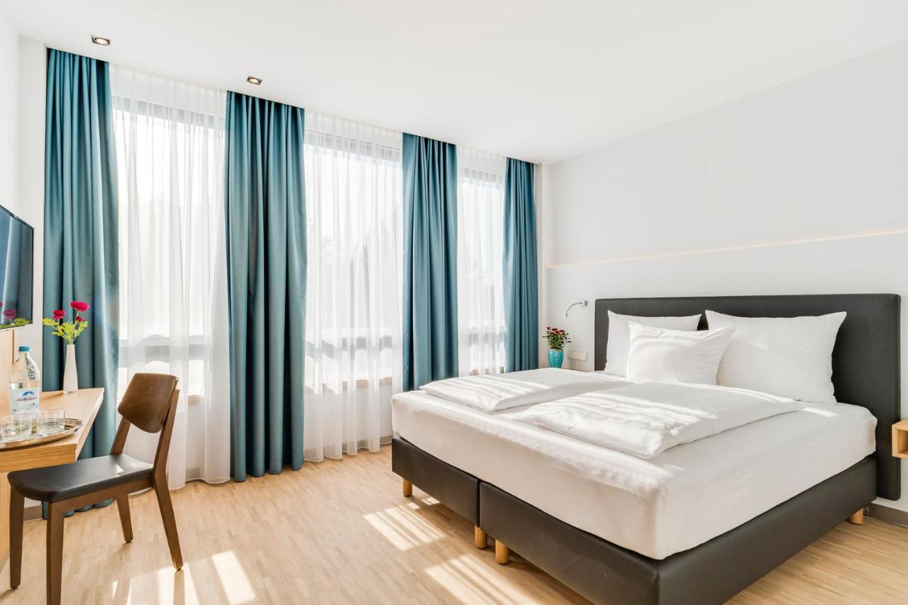 Single Room,989190025:JPEG