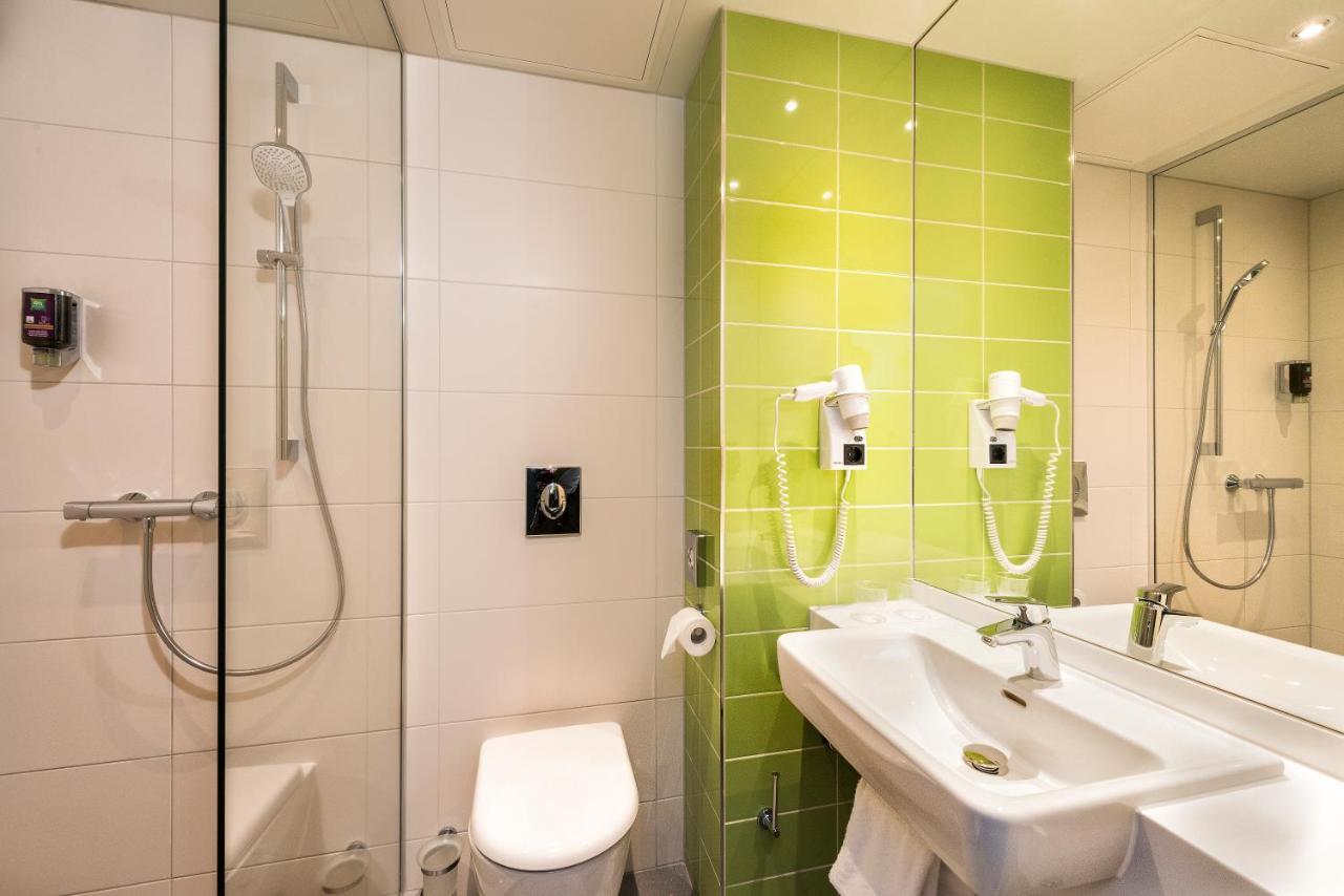 Familiekamer met 1 Tweepersoonsbed en 1 Eenpersoonsbed